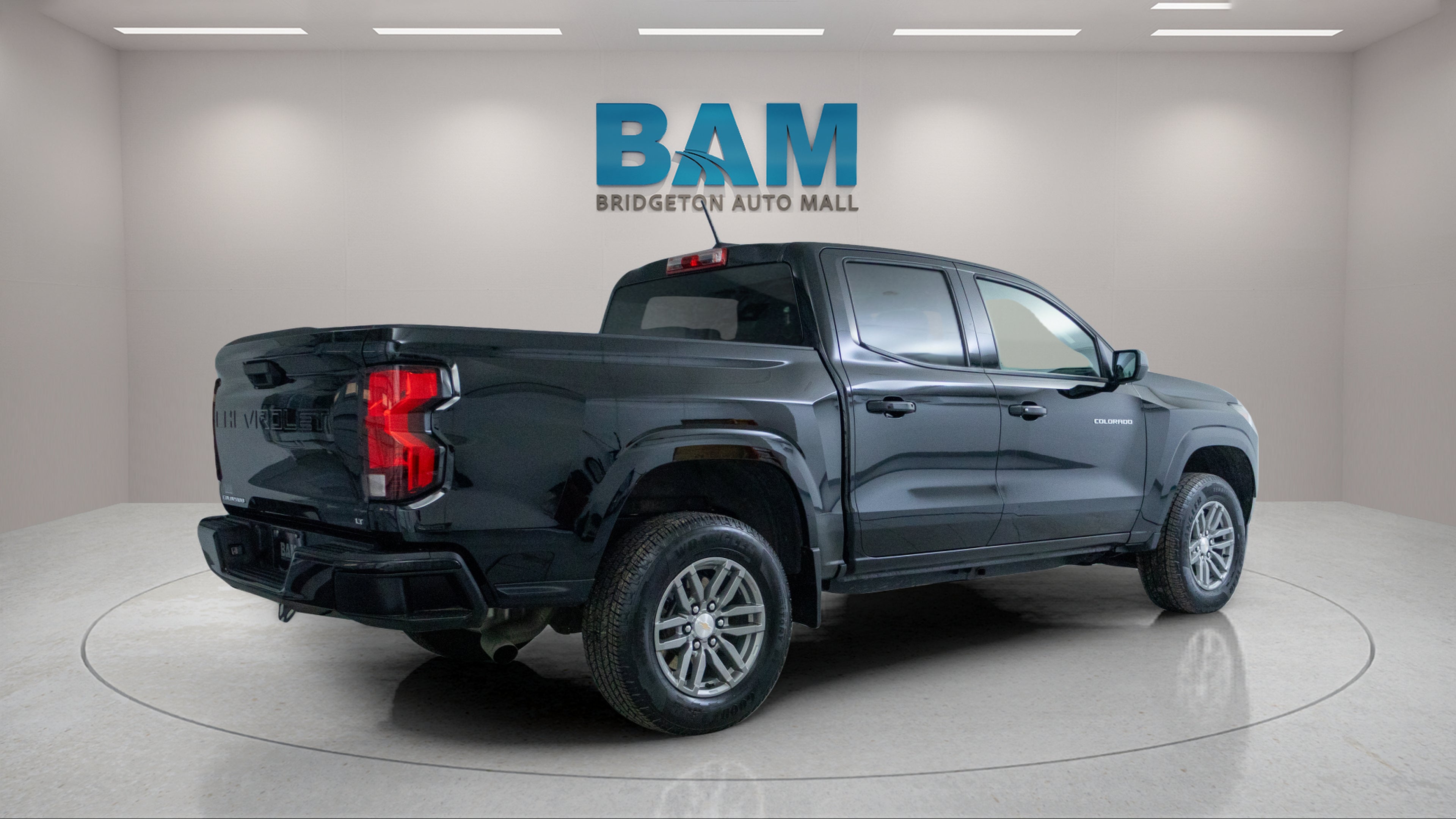 2023 Chevrolet Colorado 2WD Crew Cab Short Box LT