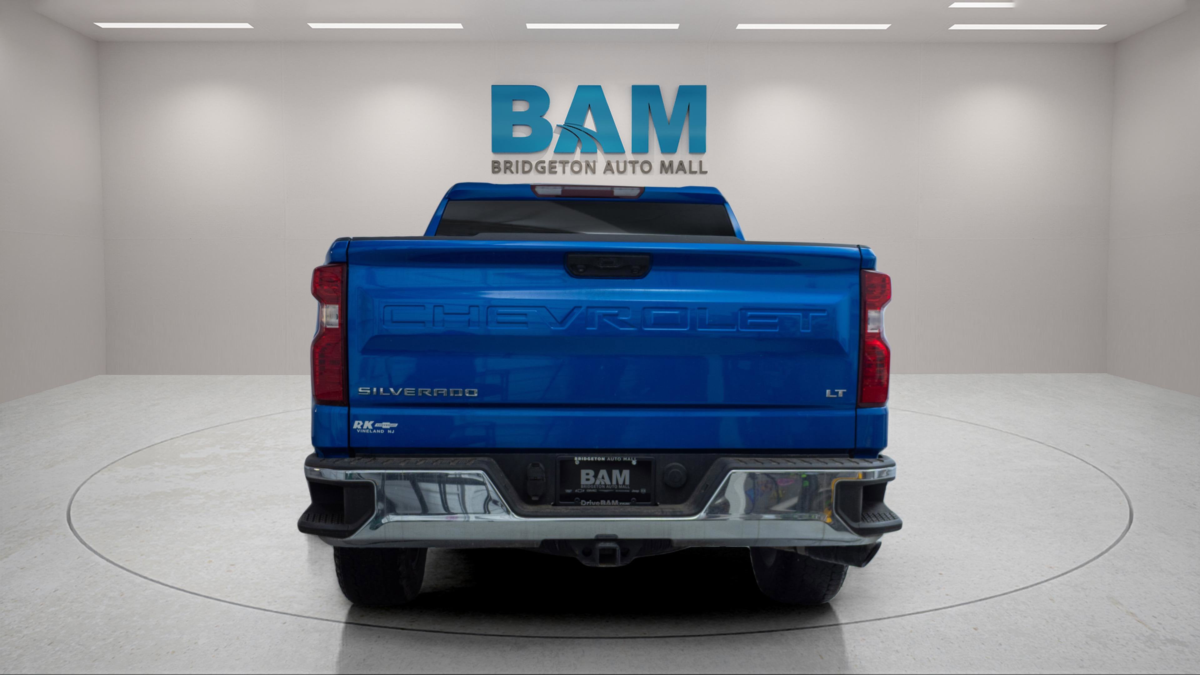 2023 Chevrolet Silverado 1500 4WD Crew Cab Standard Bed LT