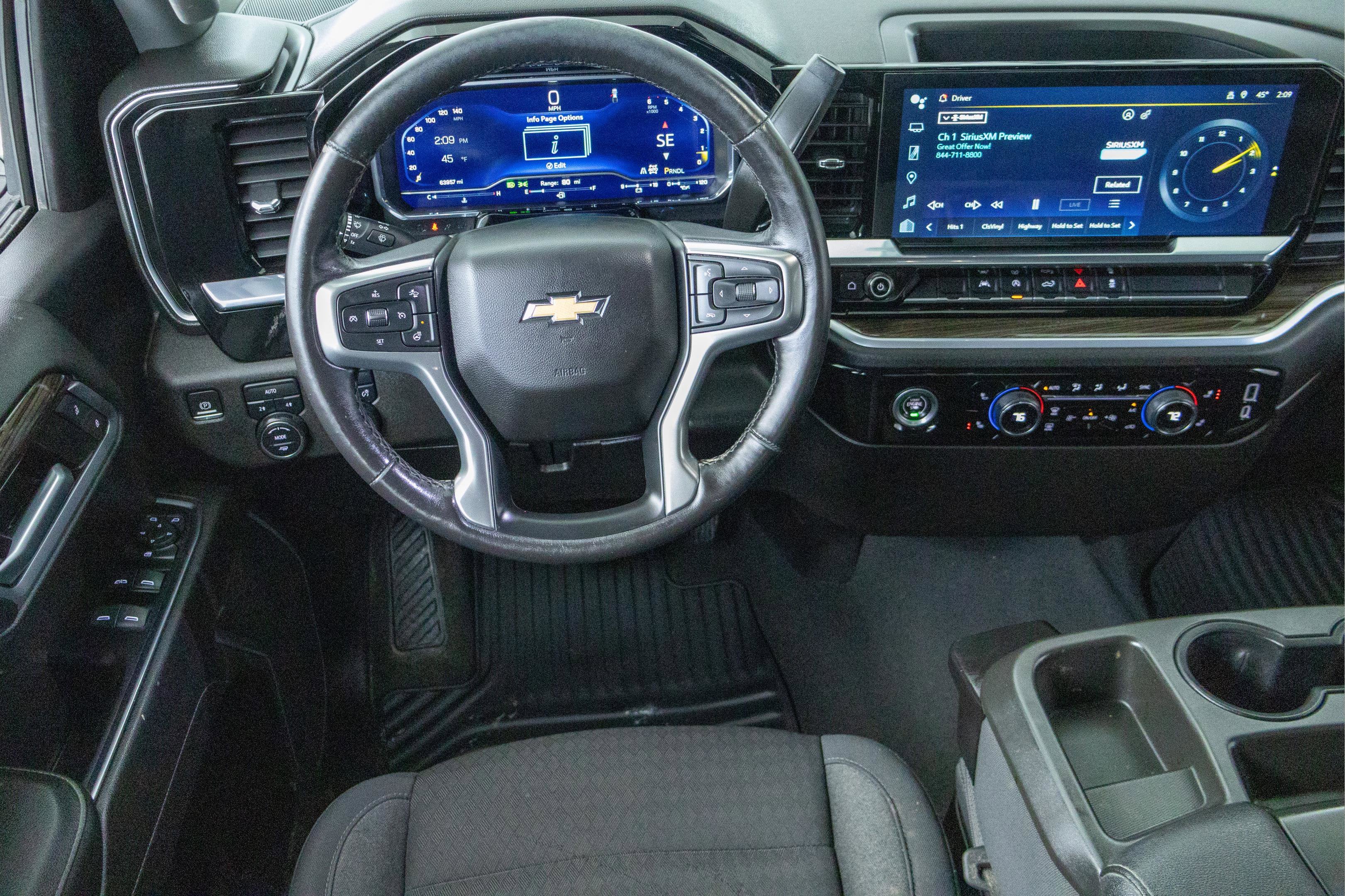 2022 Chevrolet Silverado 1500 4WD Crew Cab Short Bed LT with 2FL