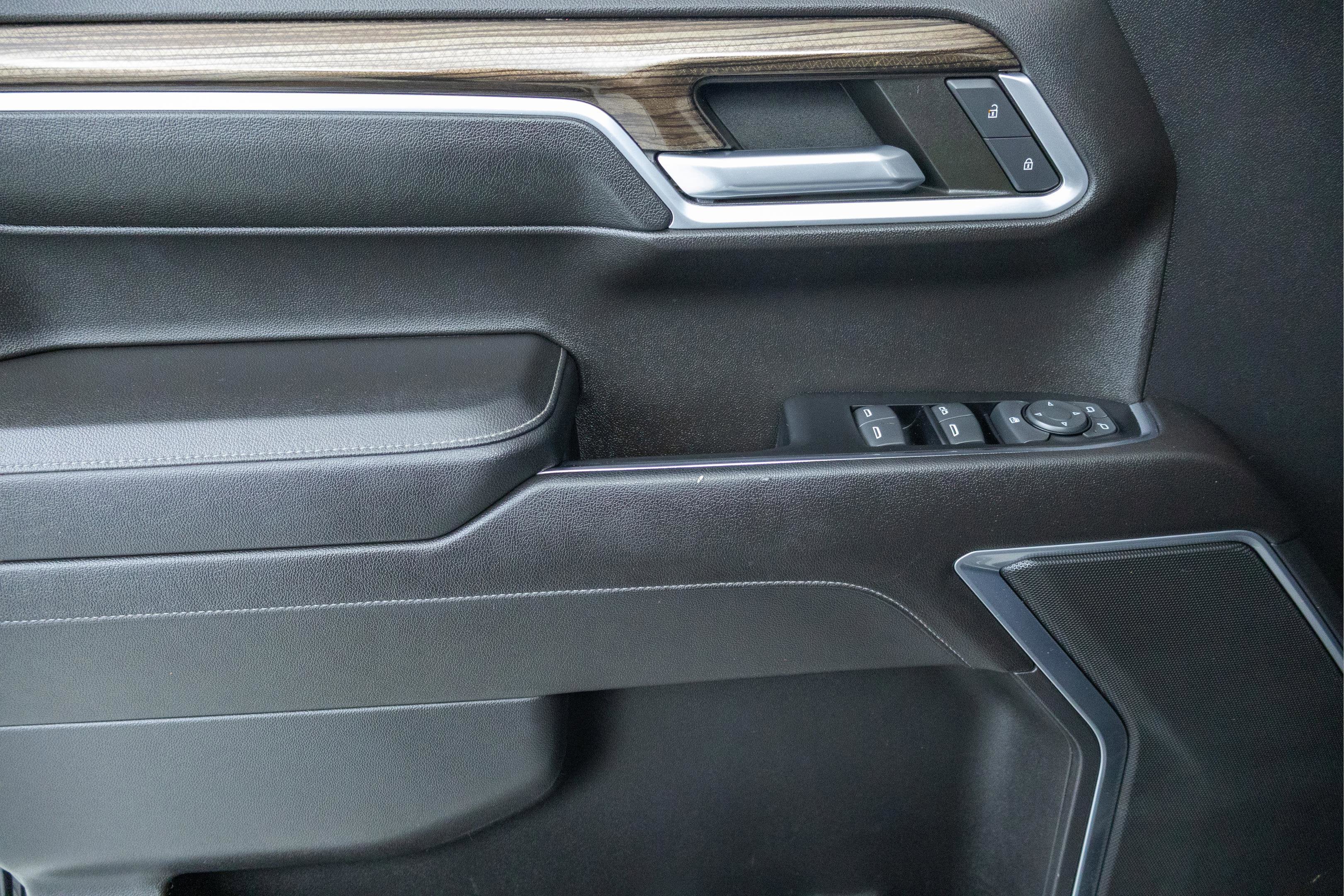 2022 Chevrolet Silverado 1500 4WD Crew Cab Short Bed LT with 2FL