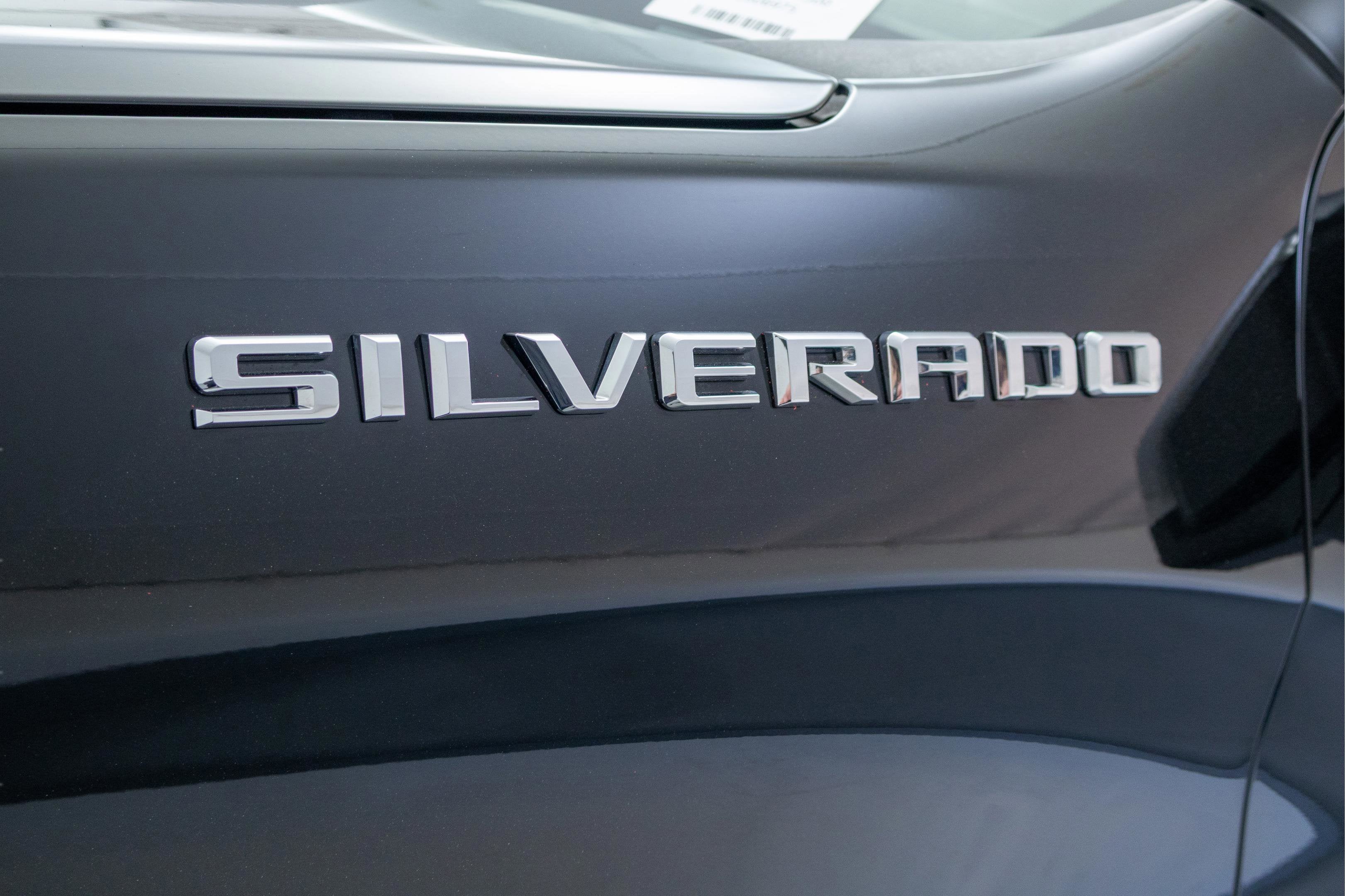 2022 Chevrolet Silverado 1500 4WD Crew Cab Short Bed LT with 2FL