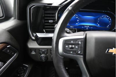 2022 Chevrolet Silverado 1500 4WD Crew Cab Short Bed LT with 2FL
