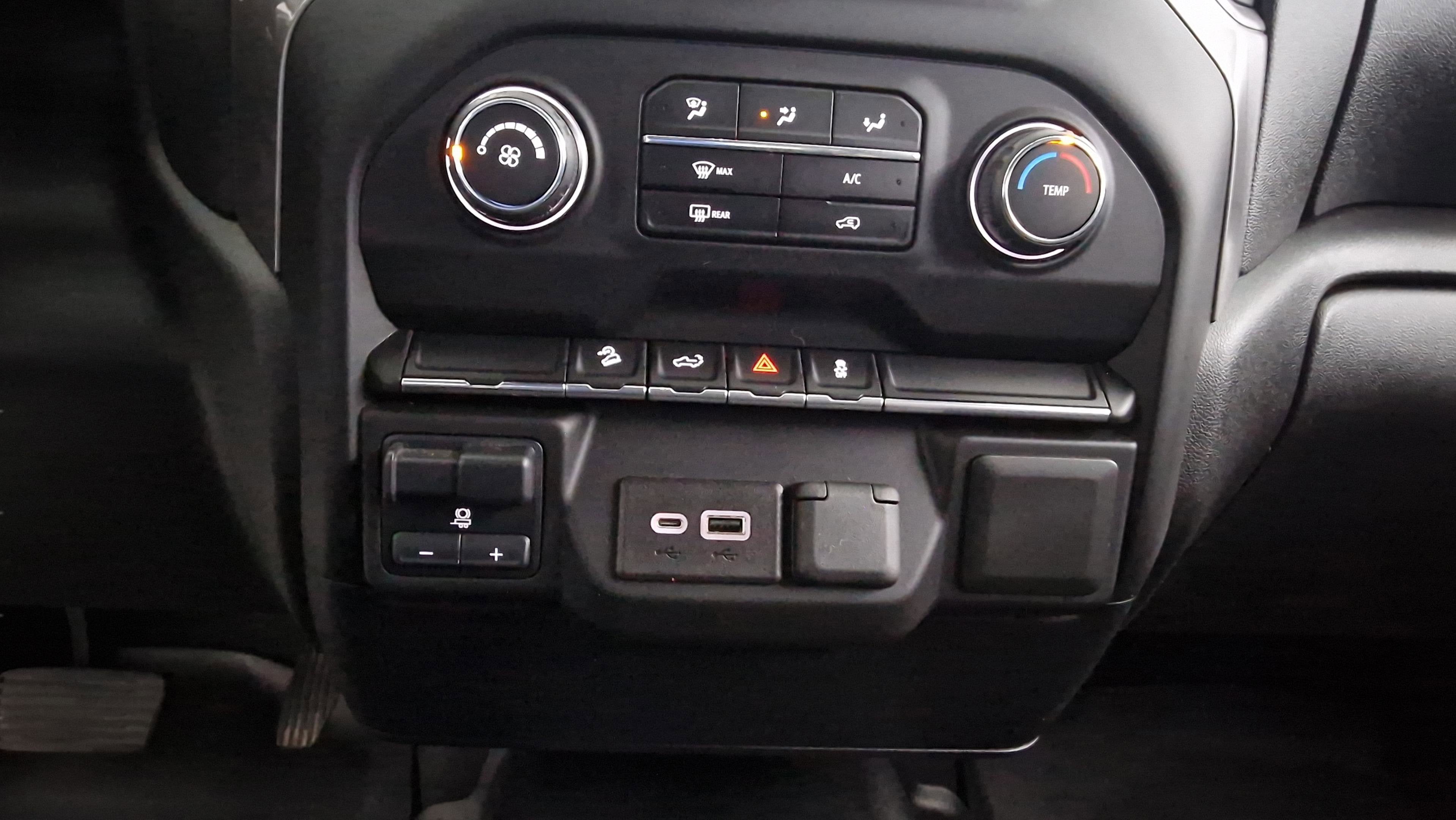 2021 Chevrolet Silverado 1500 4WD Crew Cab Short Bed Custom Trail Boss