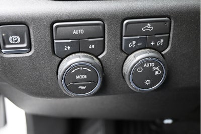 2026 Chevrolet Silverado 1500 4WD Crew Cab Standard Bed LT