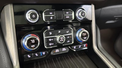 2022 GMC Yukon XL 4WD Denali