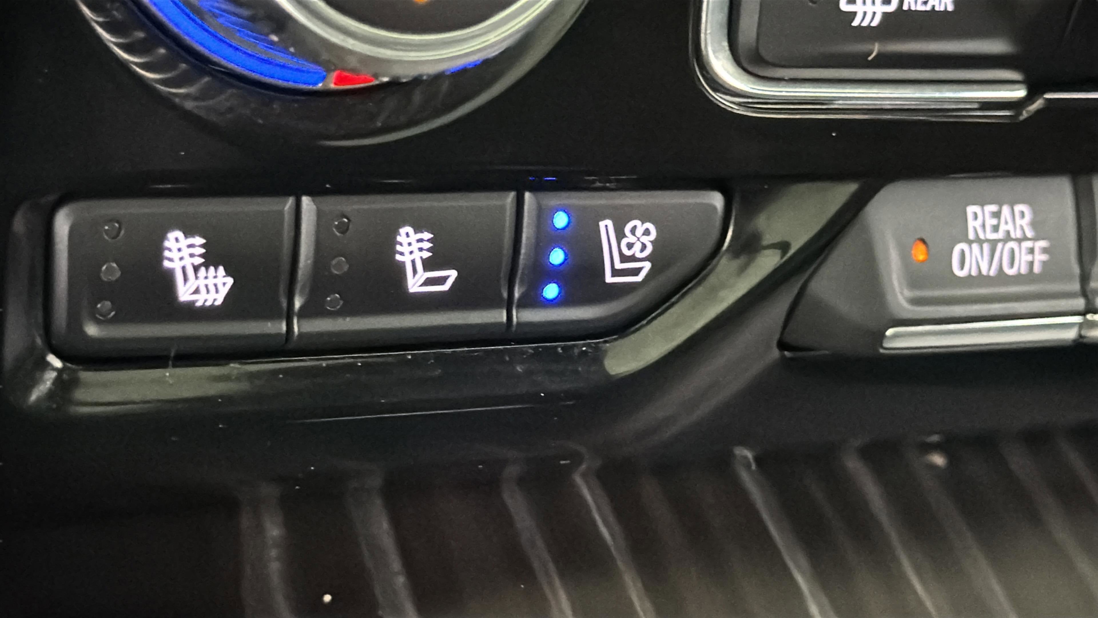 2022 GMC Yukon XL 4WD Denali