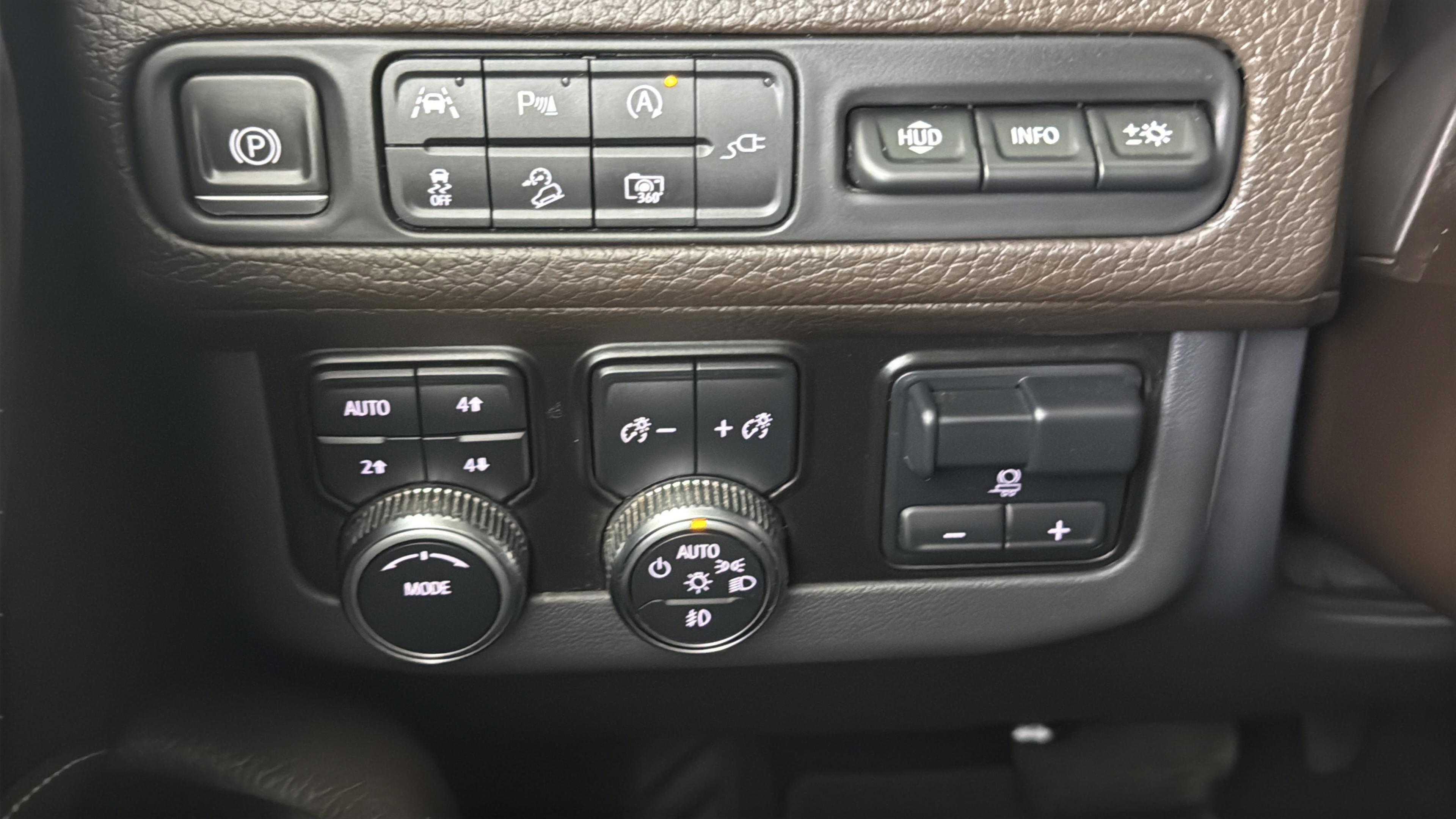 2022 GMC Yukon XL 4WD Denali