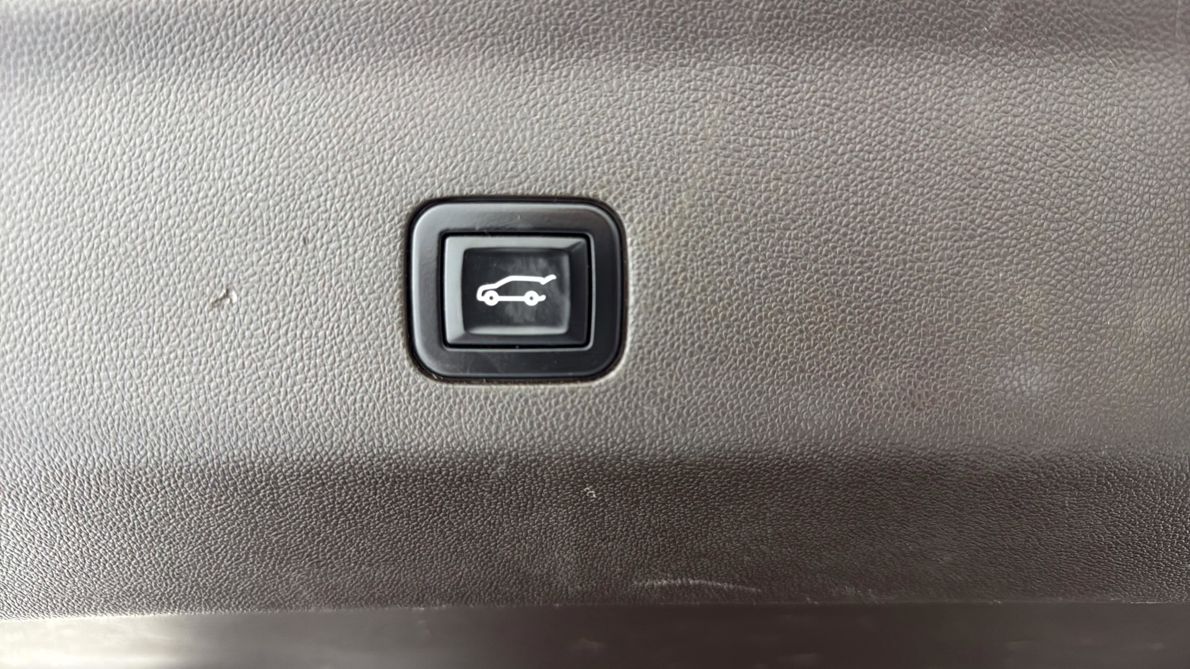 2022 GMC Yukon XL 4WD Denali