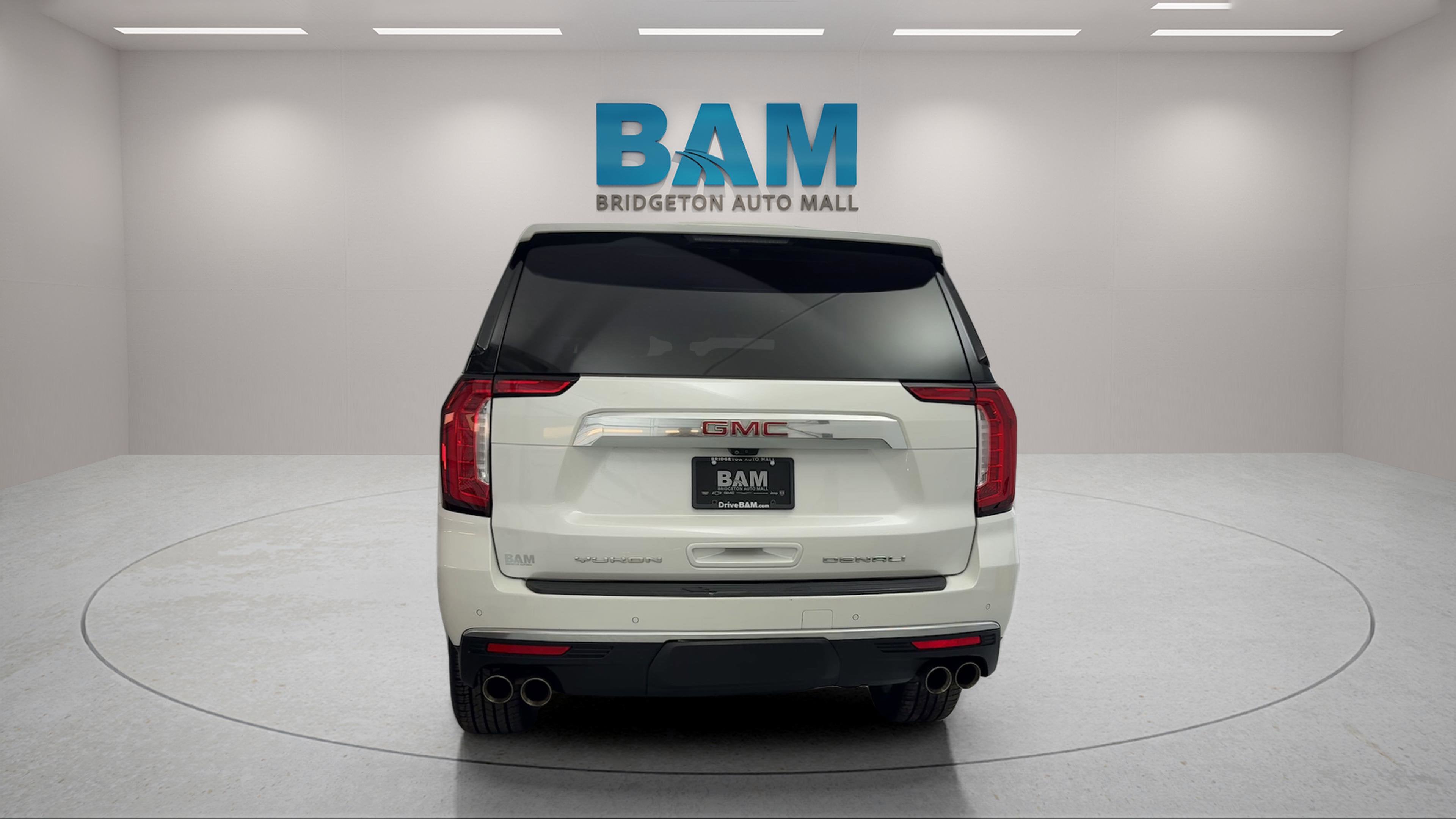 2022 GMC Yukon XL 4WD Denali