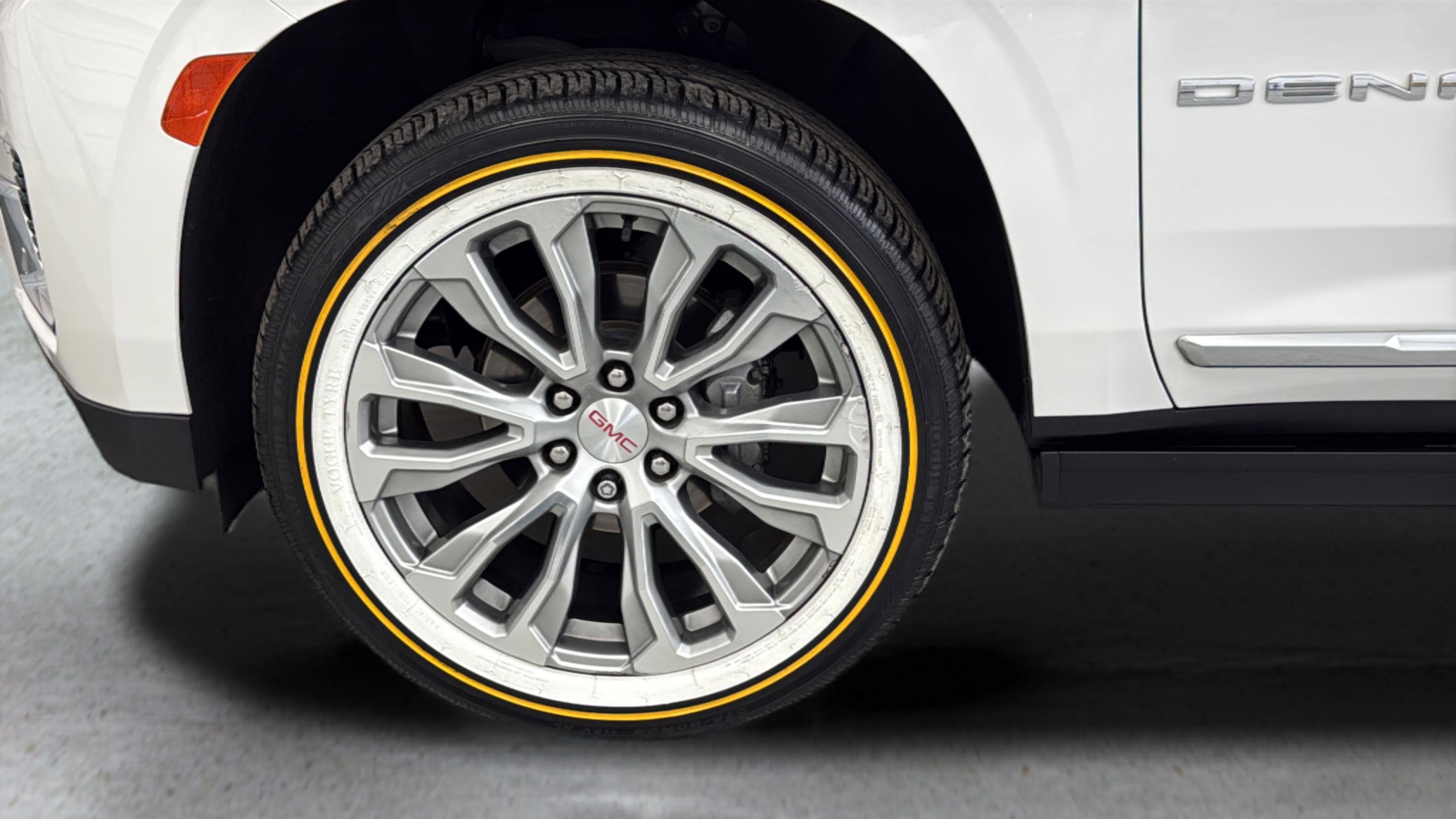 2022 GMC Yukon XL 4WD Denali