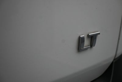 2023 Chevrolet Traverse FWD LT Leather