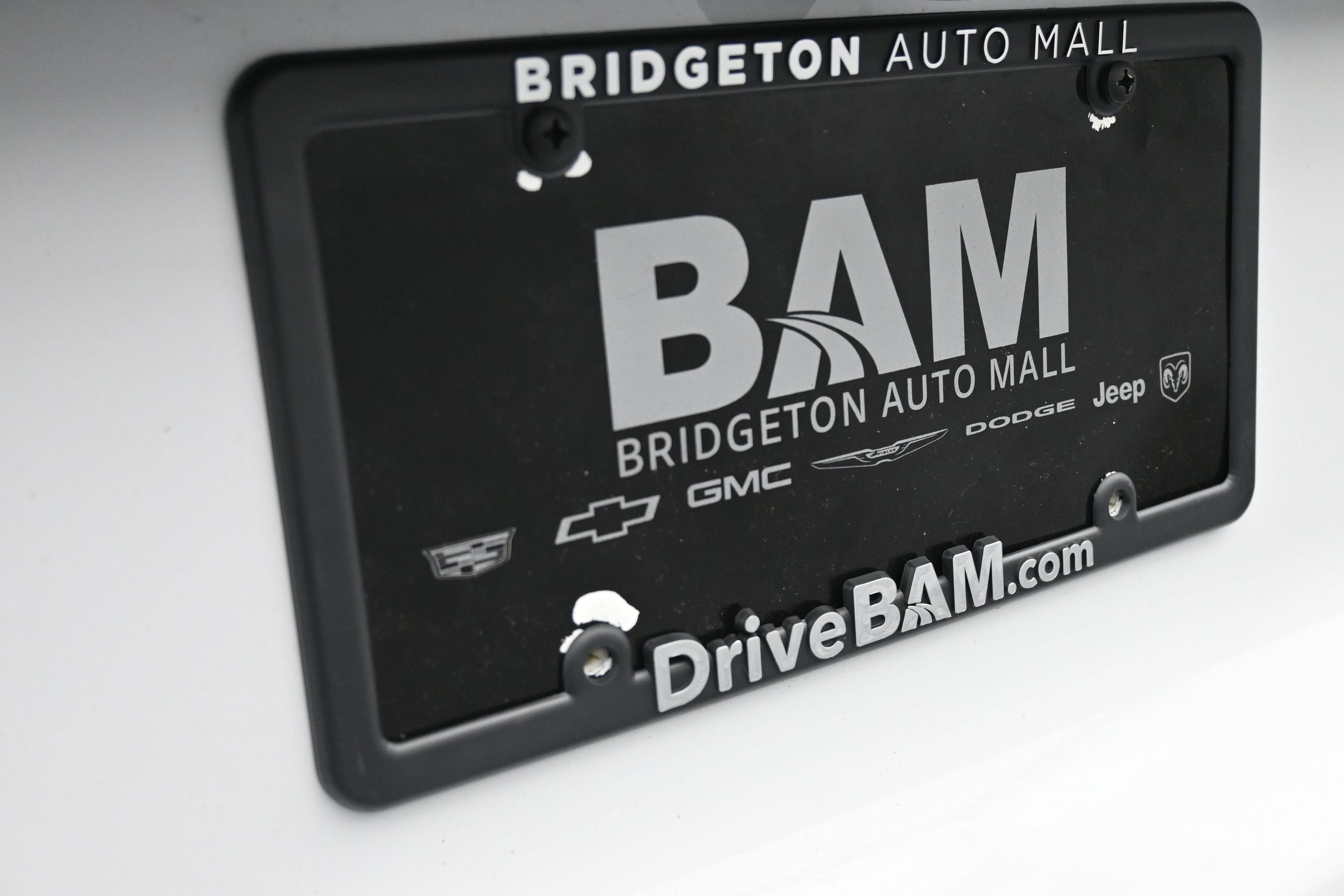 2023 Chevrolet Traverse FWD LT Leather