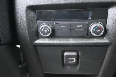 2023 Chevrolet Traverse FWD LT Leather