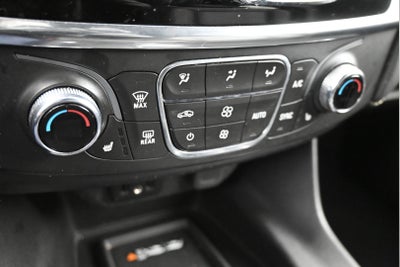 2023 Chevrolet Traverse FWD LT Leather