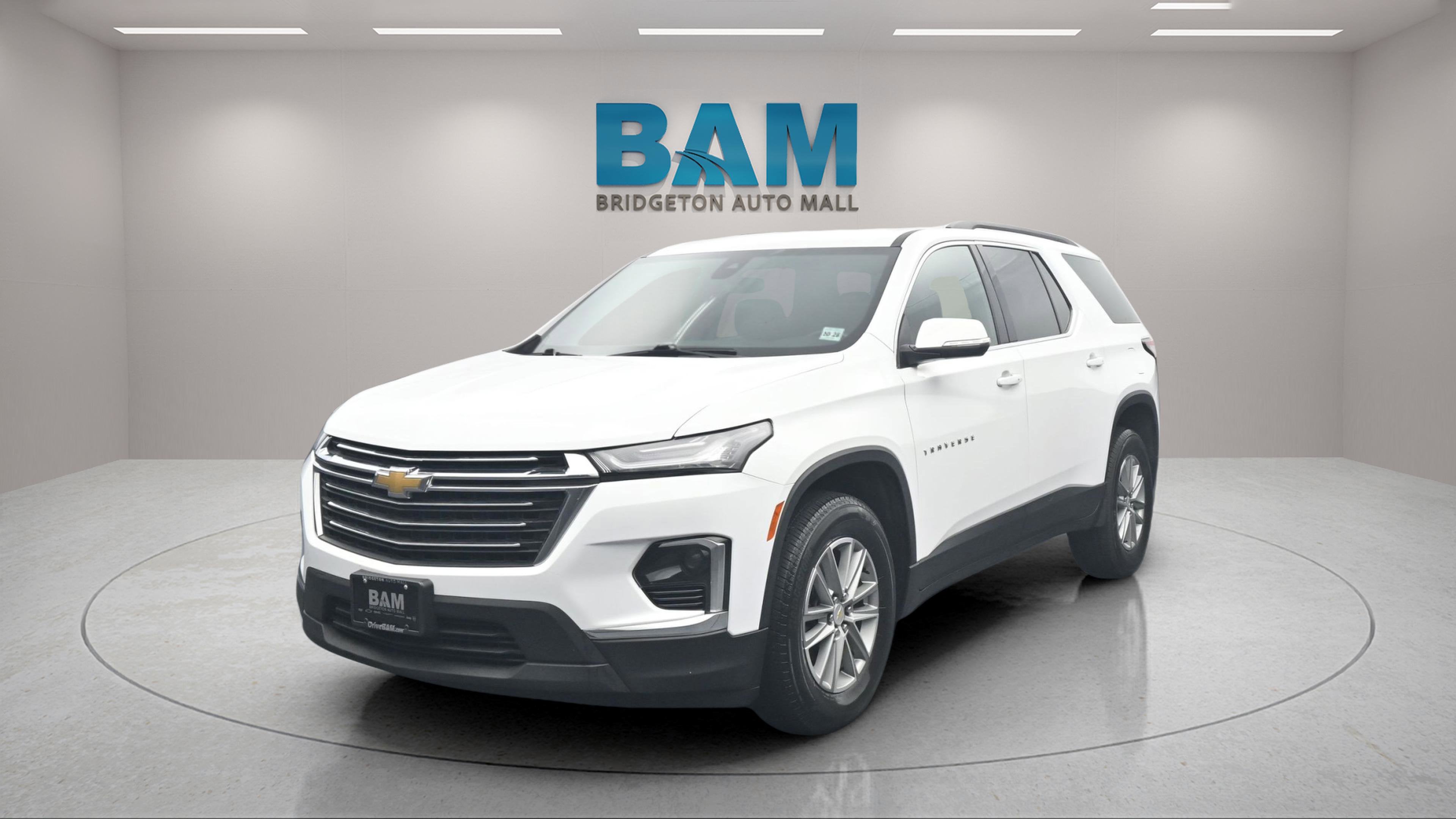 2023 Chevrolet Traverse FWD LT Leather