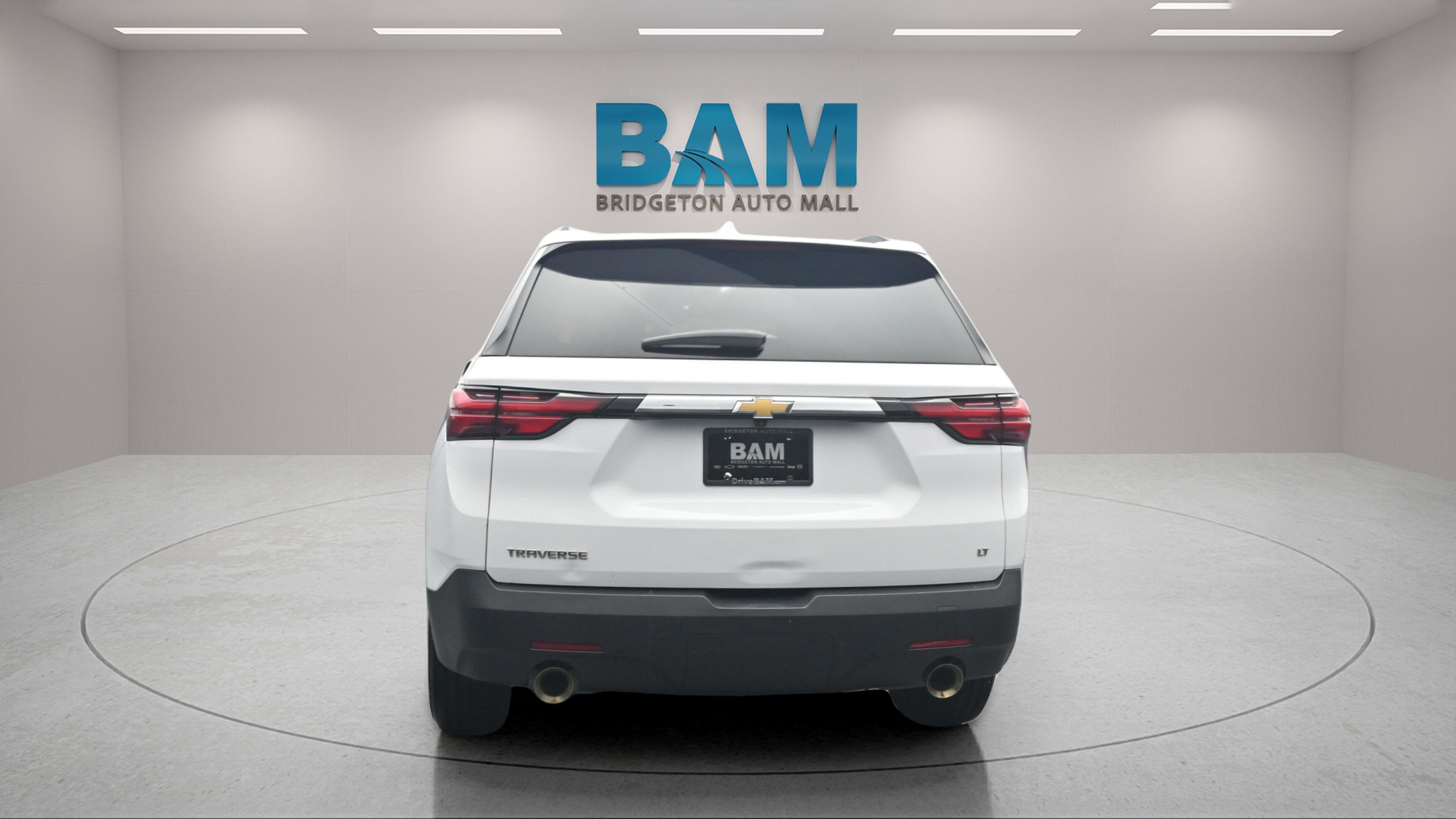 2023 Chevrolet Traverse FWD LT Leather