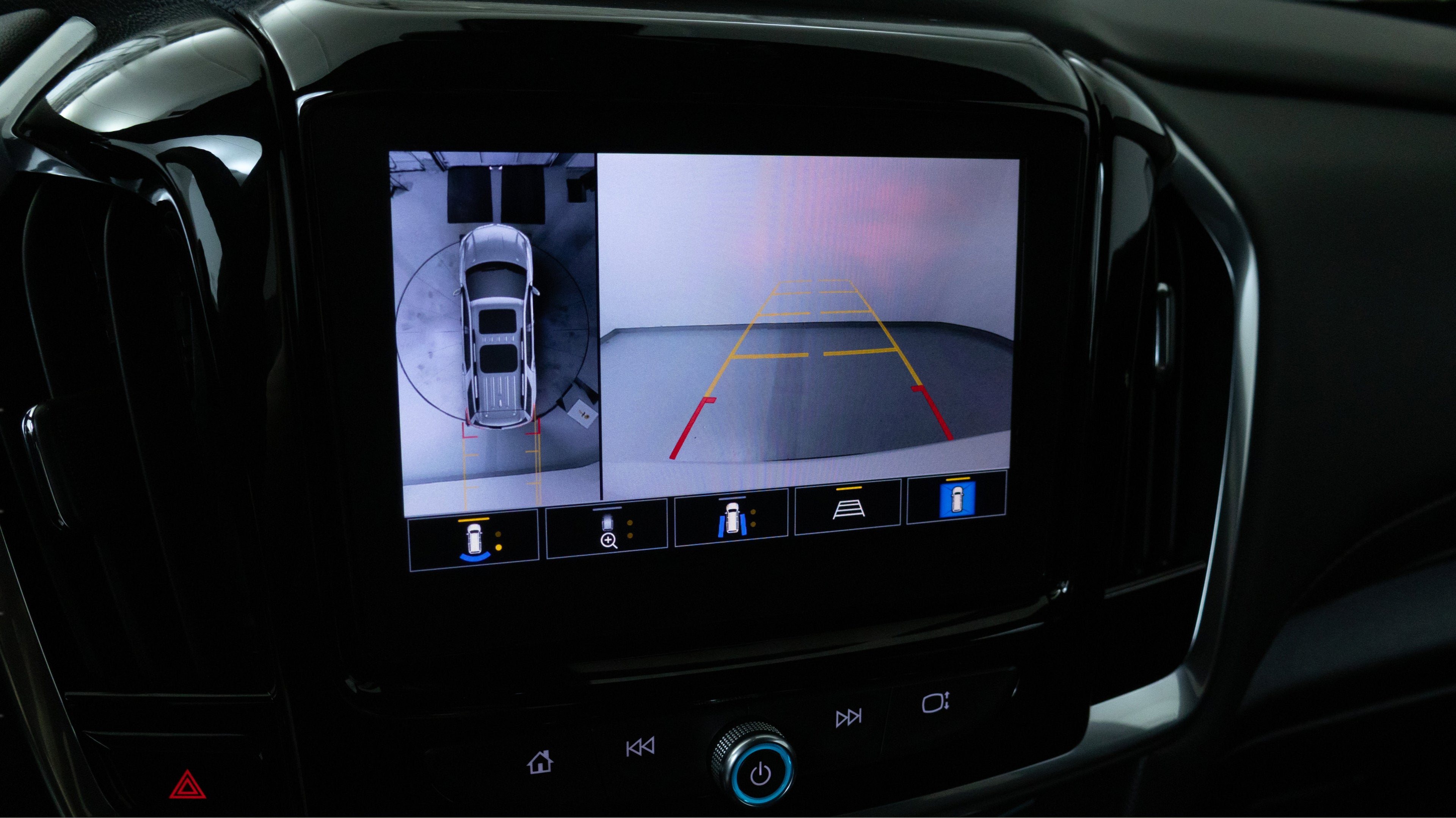 2023 Chevrolet Traverse AWD RS
