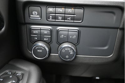 2025 Chevrolet Tahoe 4WD LT