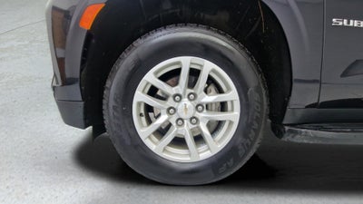 2023 Chevrolet Suburban 4WD LT