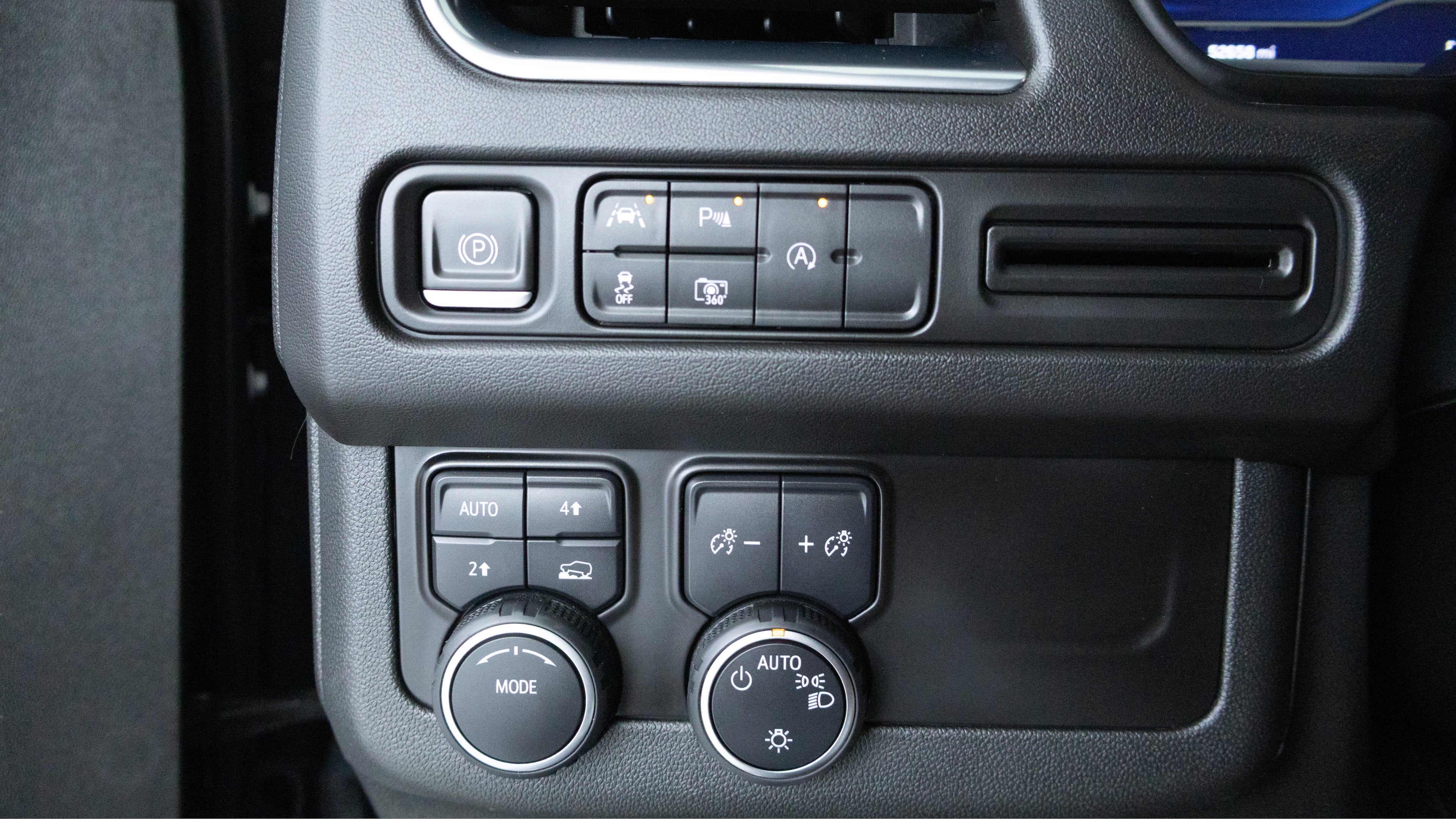 2023 Chevrolet Tahoe 4WD RST