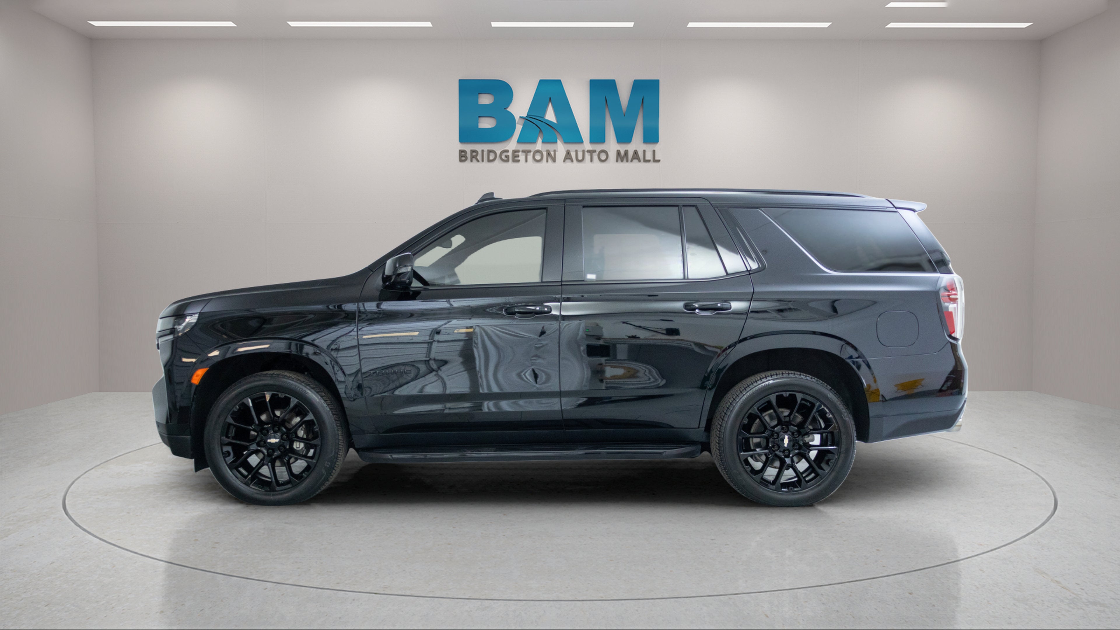 2023 Chevrolet Tahoe 4WD RST