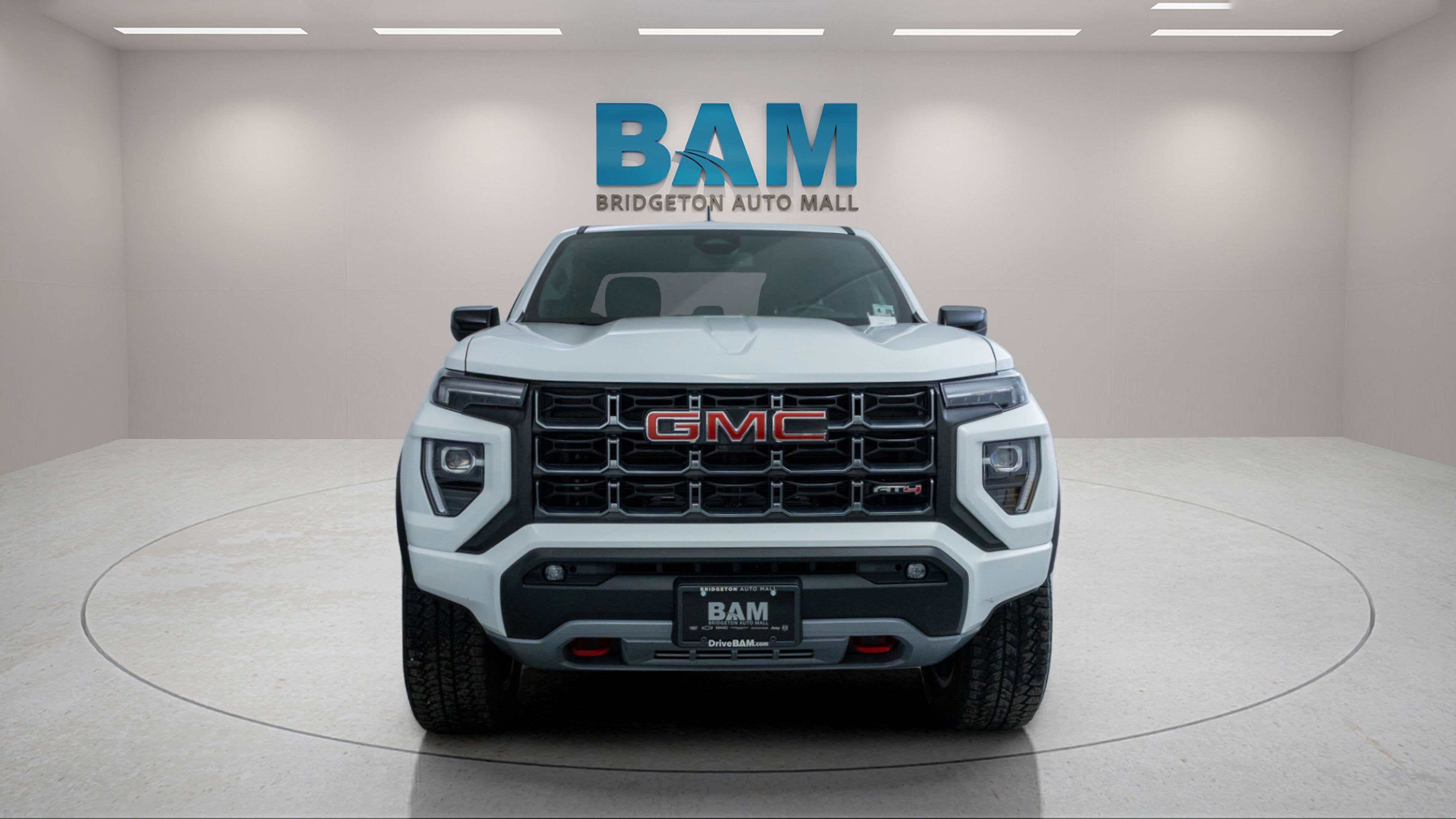 2023 GMC Canyon 4WD Crew Cab Short Box AT4