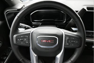 2025 GMC Sierra 1500 2WD Crew Cab Short Box SLT