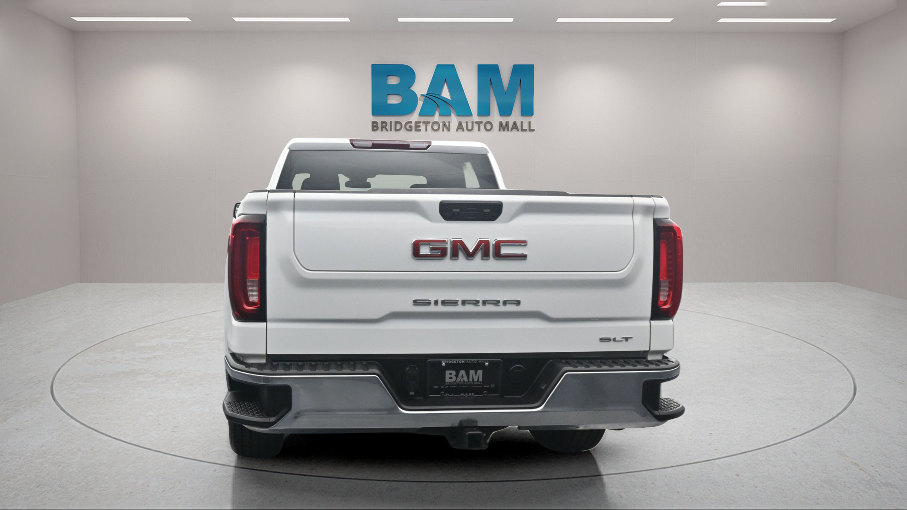 2025 GMC Sierra 1500 2WD Crew Cab Short Box SLT