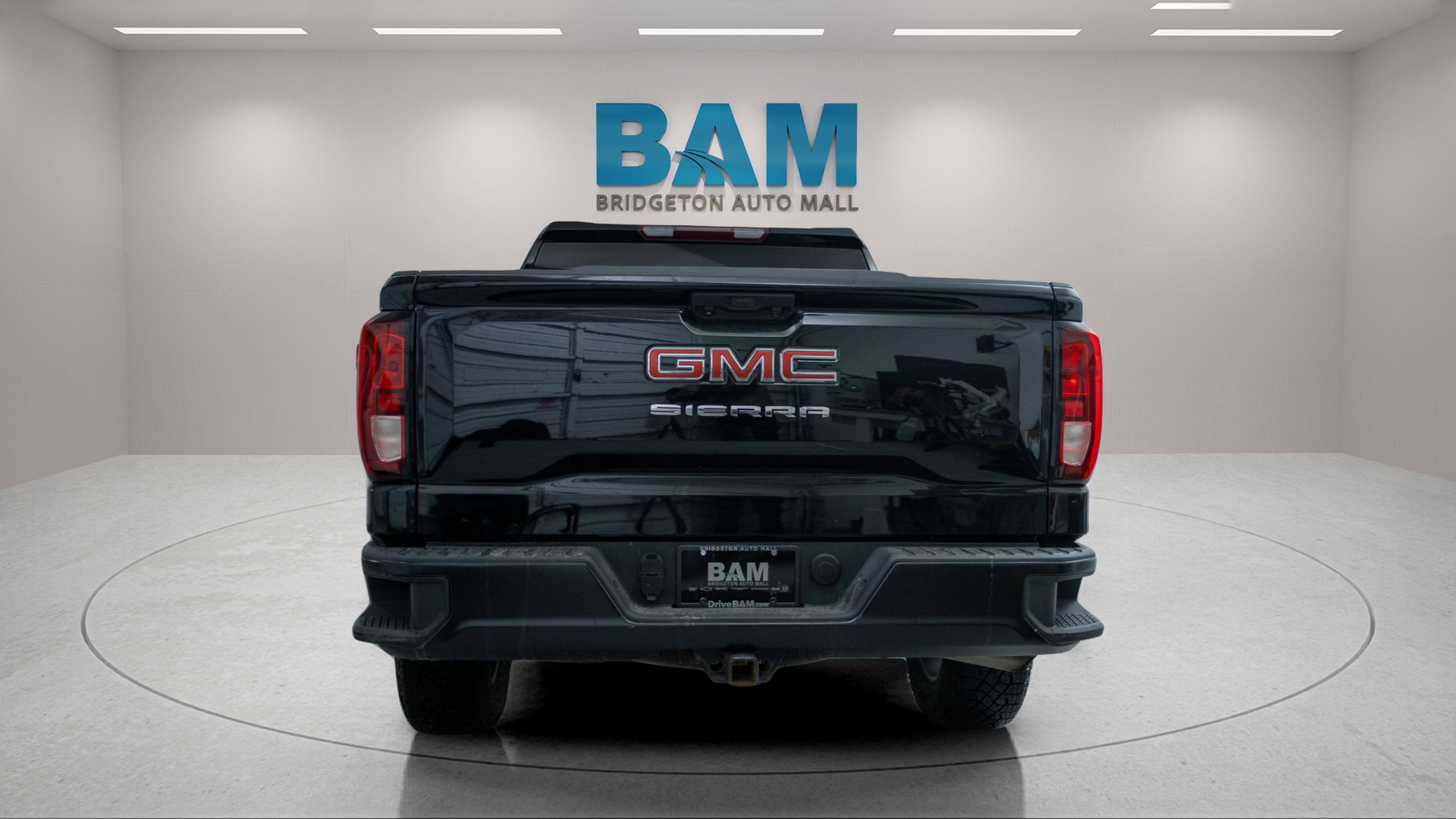 2023 GMC Sierra 1500 Pro