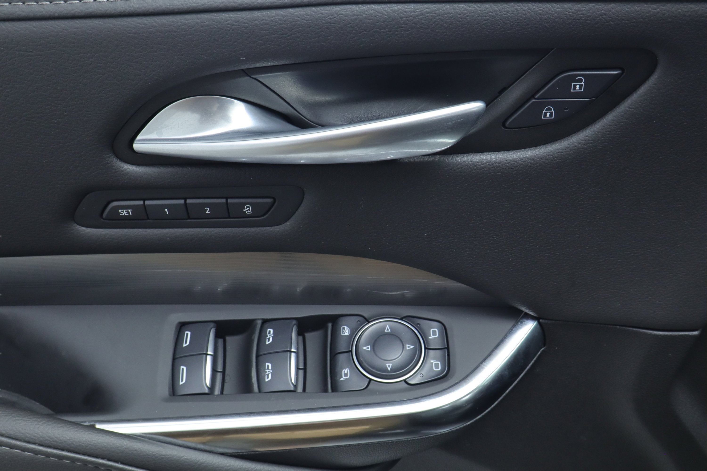 2025 Cadillac XT4 FWD Premium Luxury