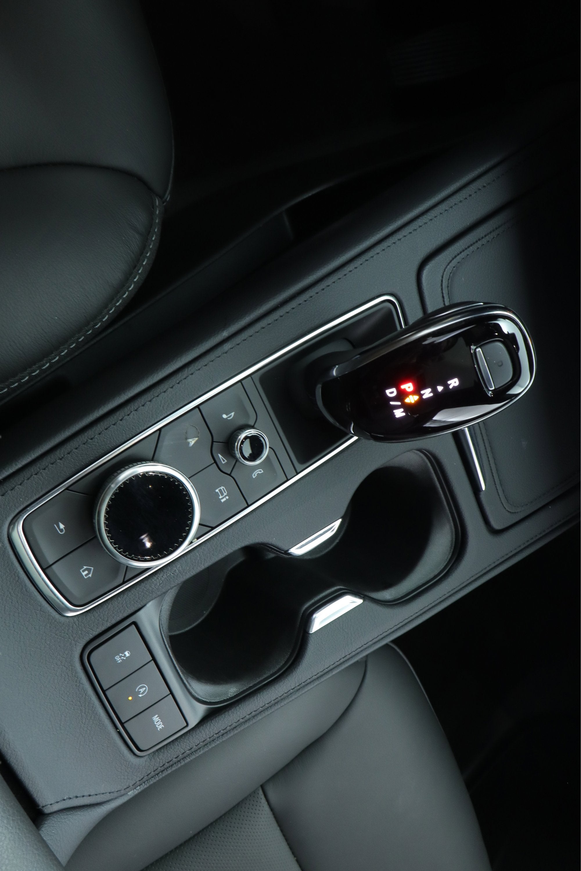 2025 Cadillac XT4 FWD Premium Luxury