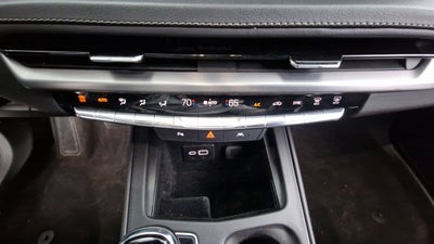 2024 Cadillac XT4 FWD Premium Luxury