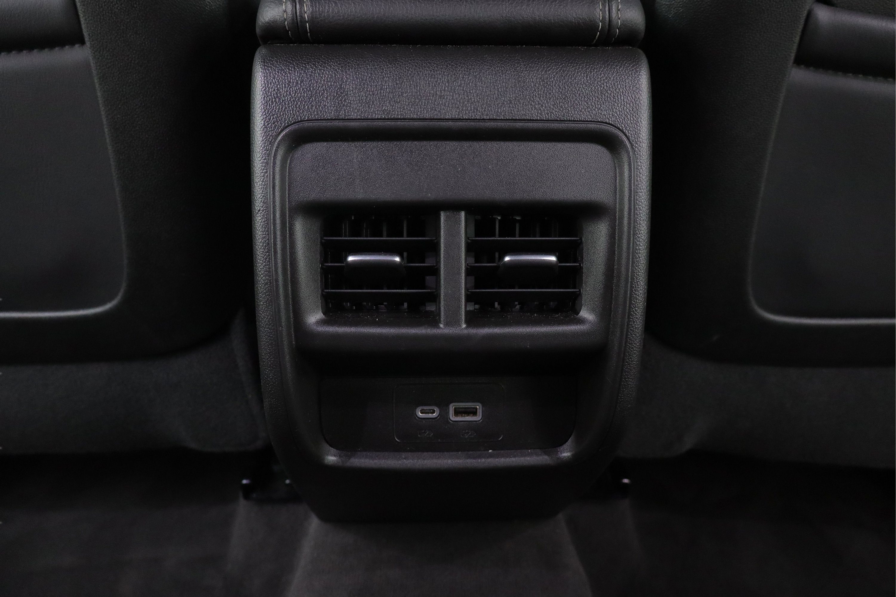 2024 Cadillac XT4 AWD Premium Luxury