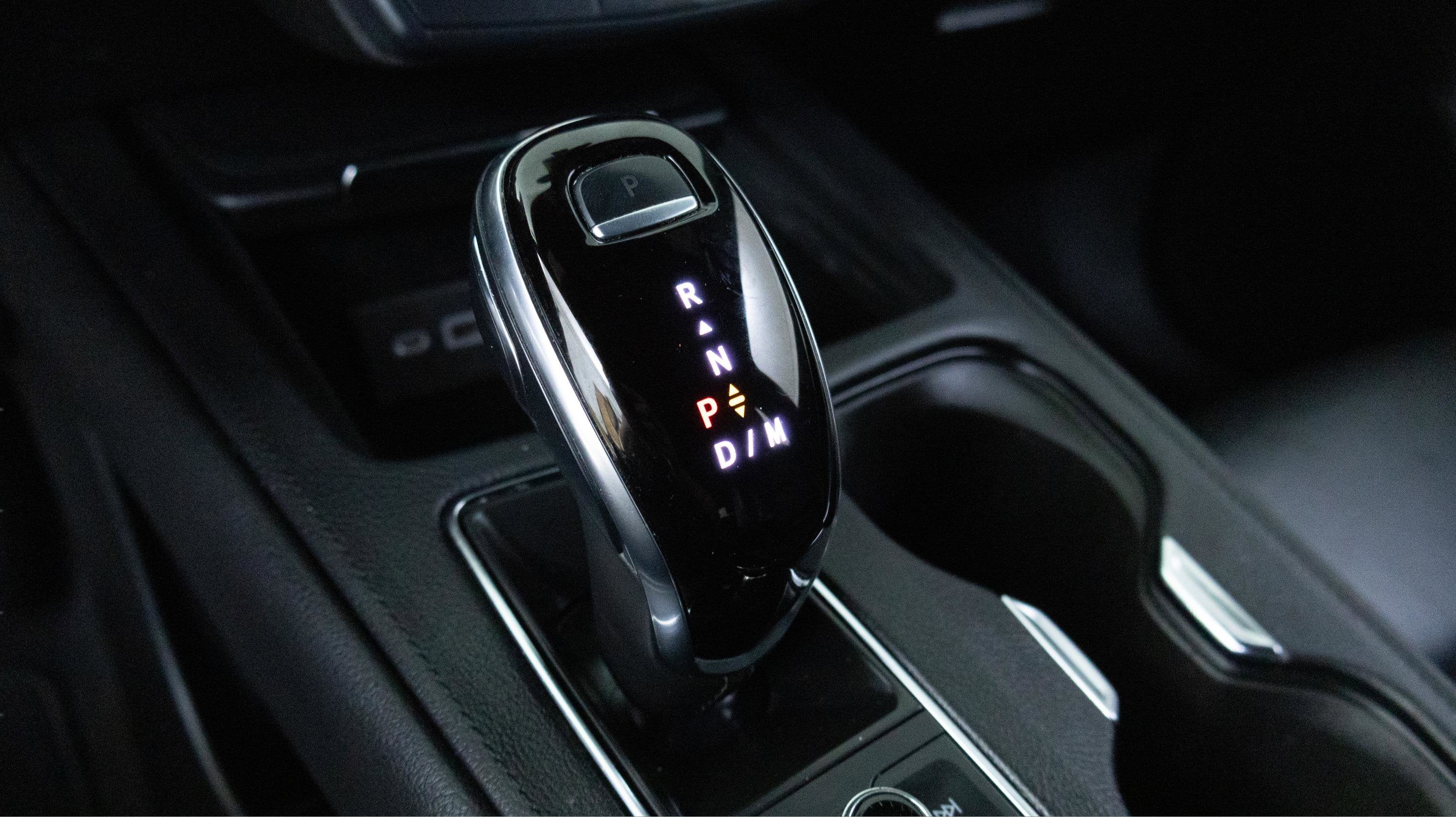 2022 Cadillac XT4 AWD Premium Luxury
