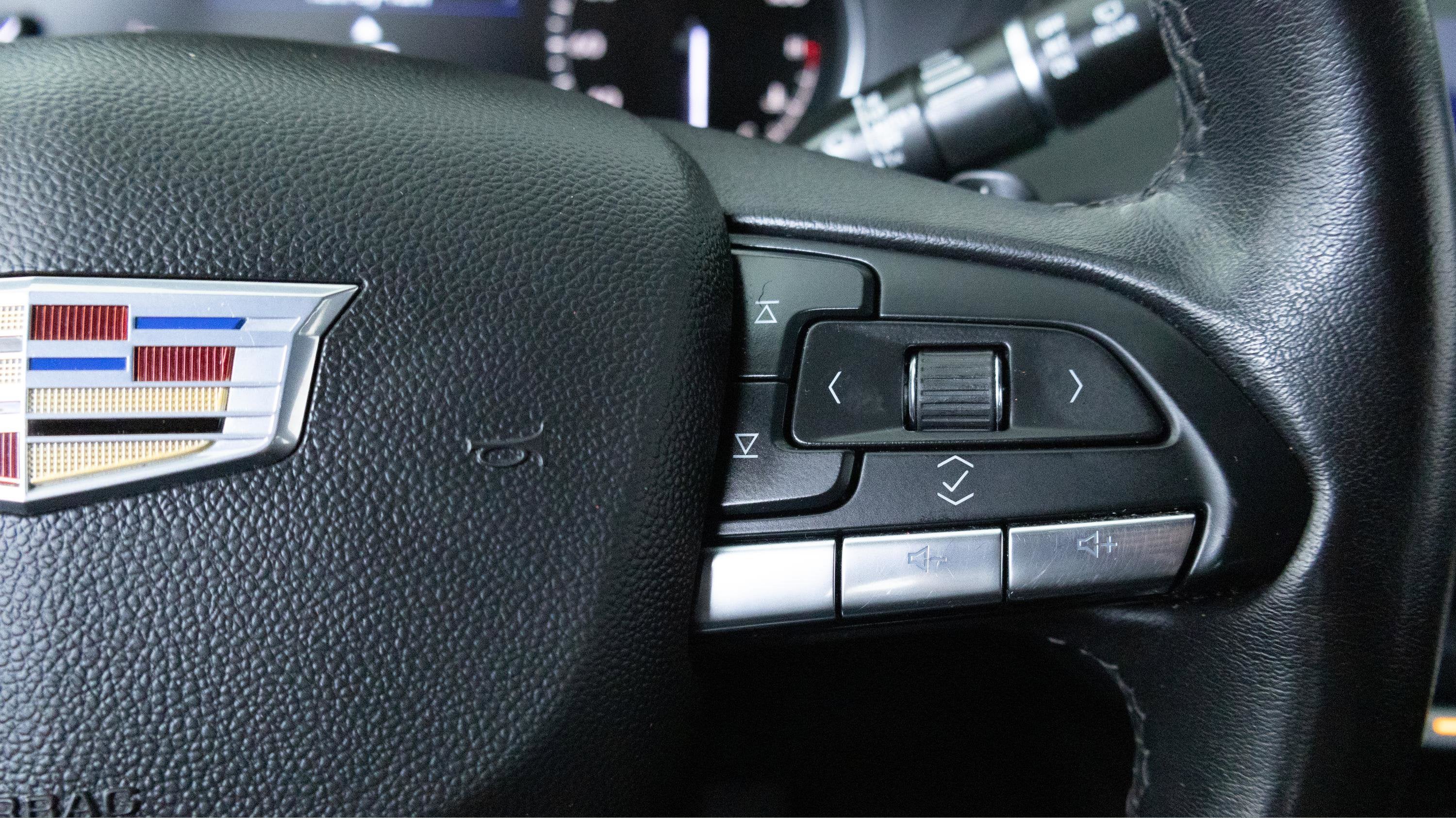 2022 Cadillac XT4 AWD Premium Luxury