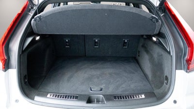2022 Cadillac XT4 AWD Premium Luxury