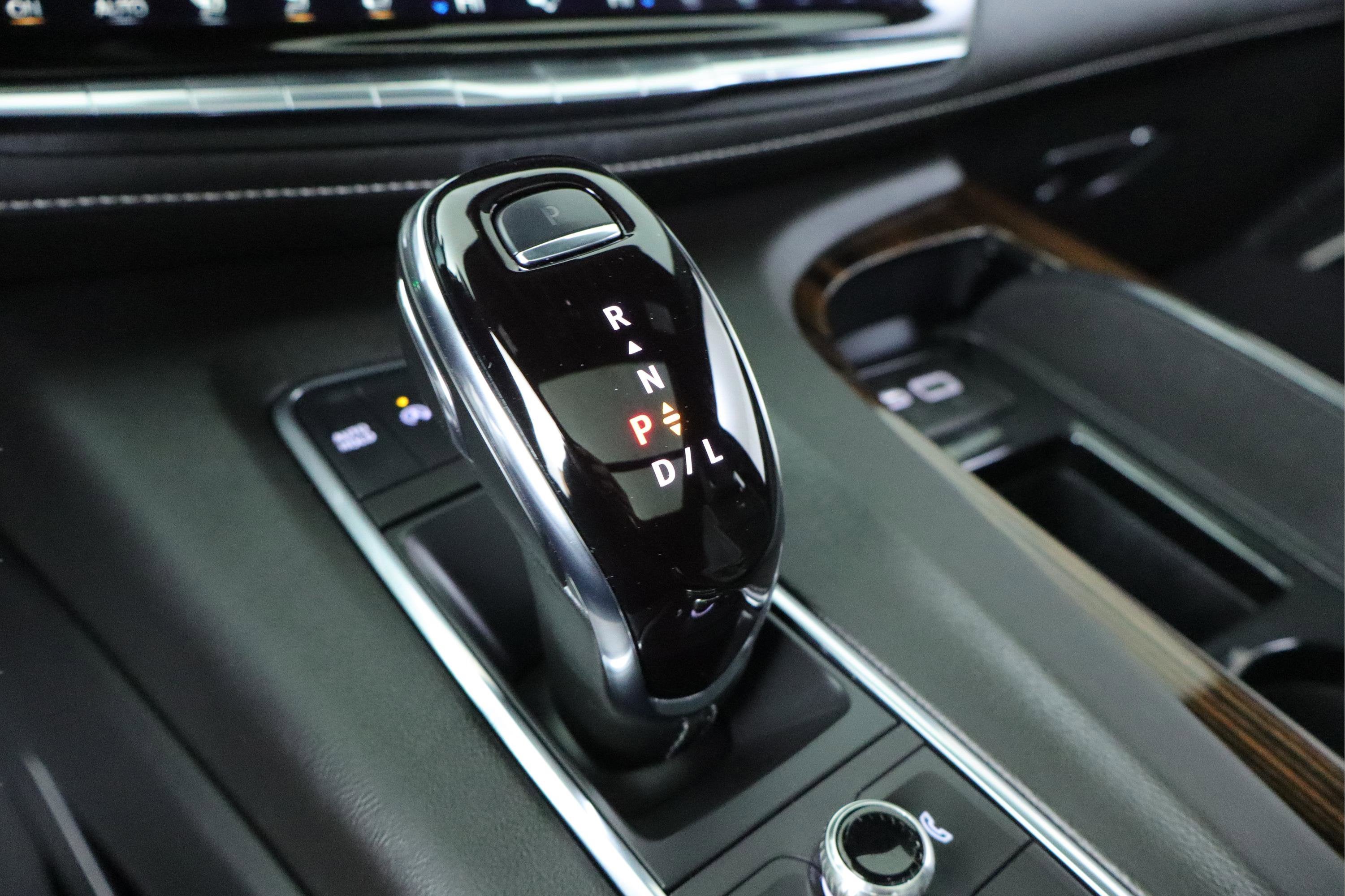 2023 Cadillac Escalade 4WD Premium Luxury