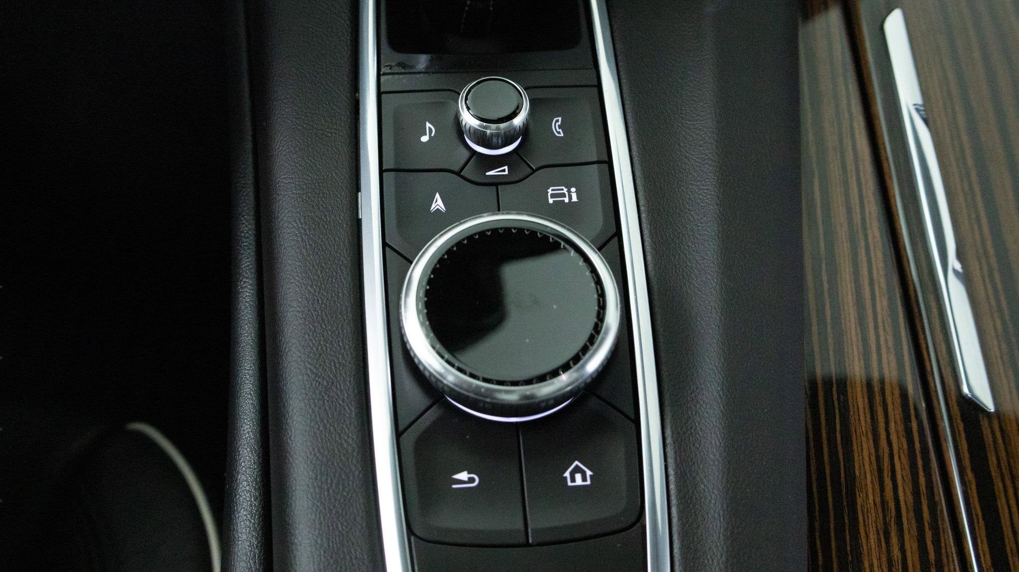 2024 Cadillac Escalade 4WD Premium Luxury