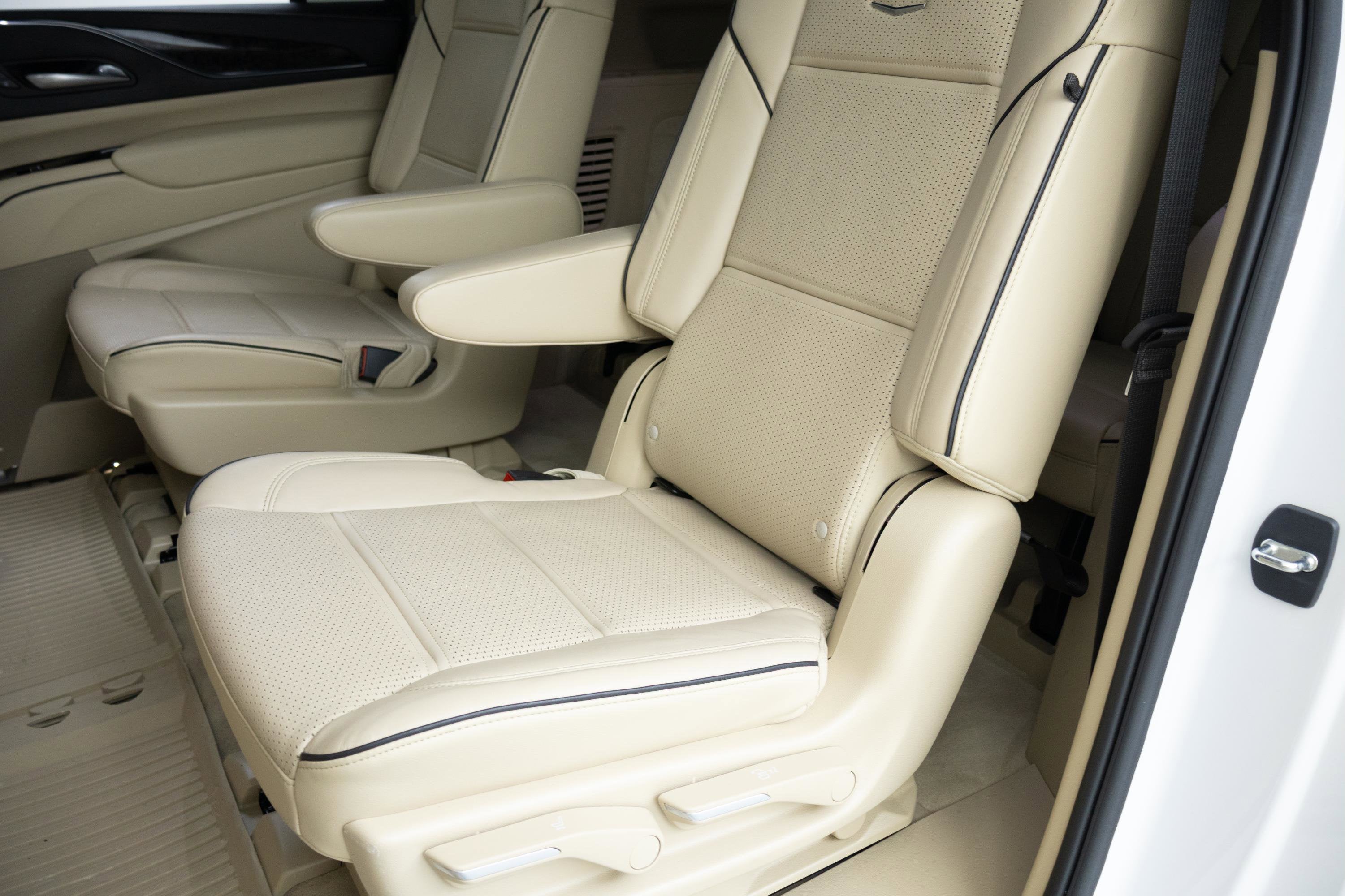 2023 Cadillac Escalade ESV 4WD Premium Luxury