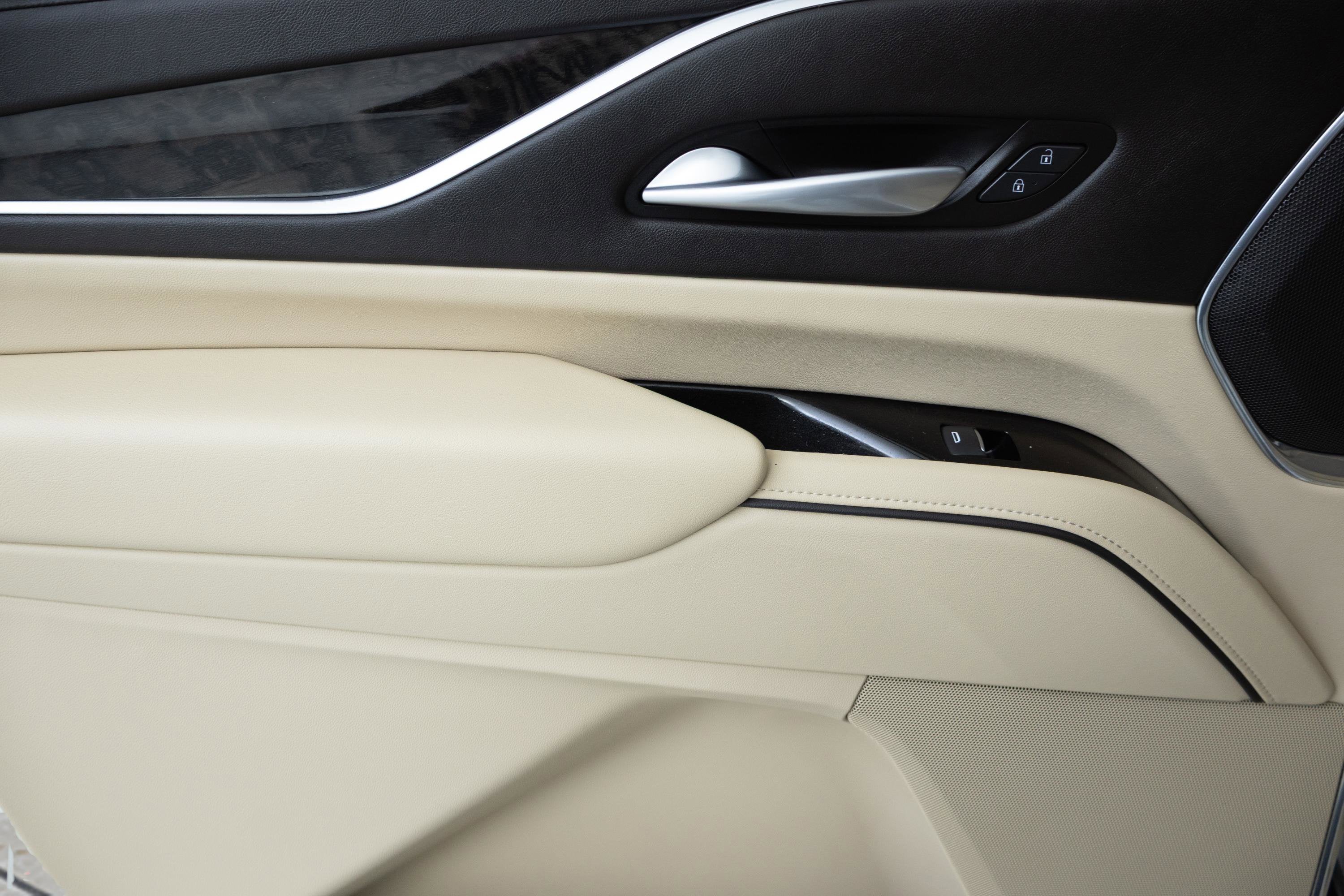 2023 Cadillac Escalade ESV 4WD Premium Luxury