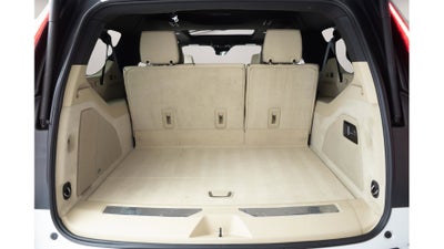 2023 Cadillac Escalade ESV 4WD Premium Luxury