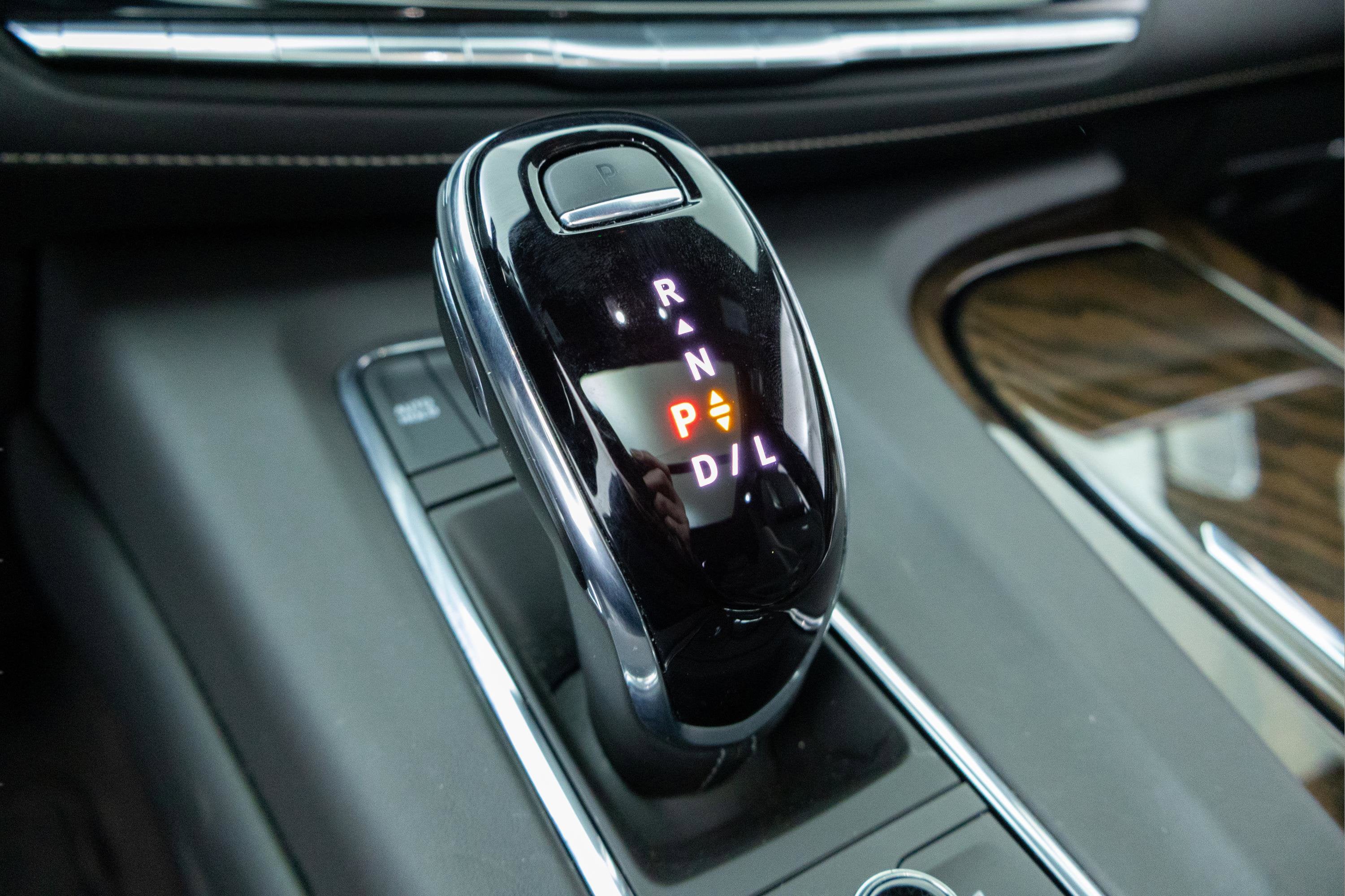 2023 Cadillac Escalade ESV 4WD Sport Platinum