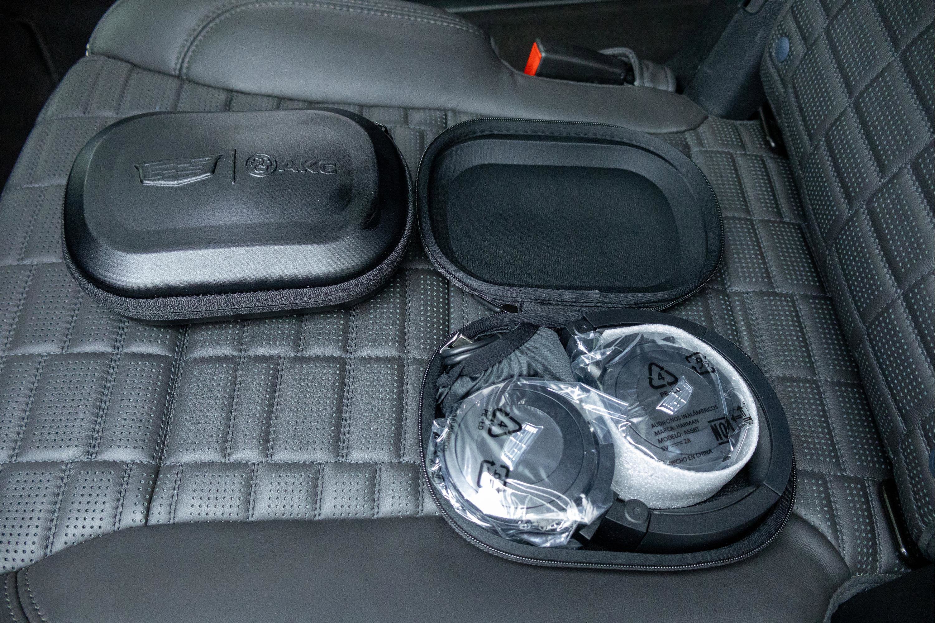 2023 Cadillac Escalade ESV 4WD Sport Platinum