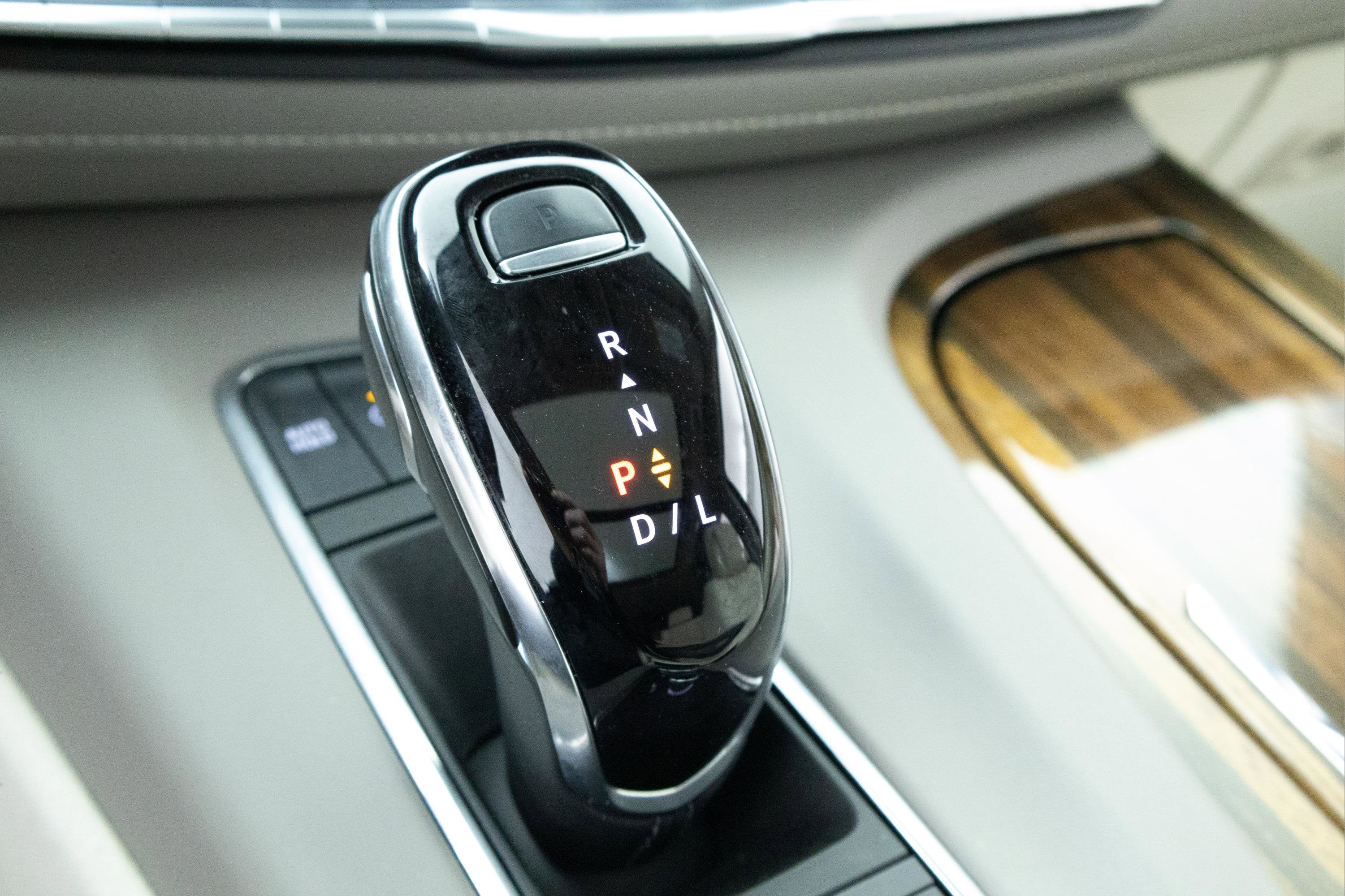 2024 Cadillac Escalade ESV 4WD Sport Platinum