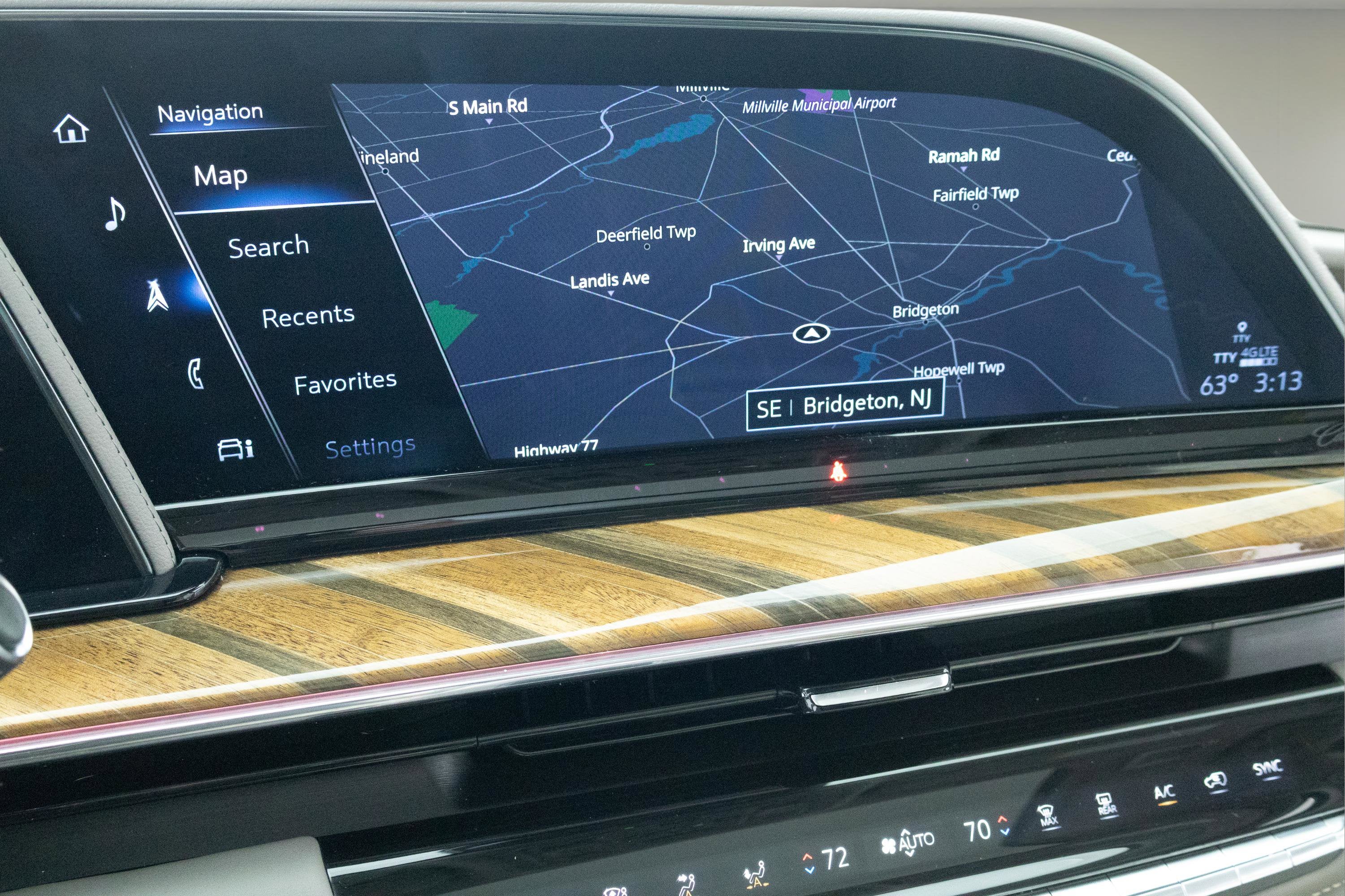 2024 Cadillac Escalade ESV 4WD Sport Platinum