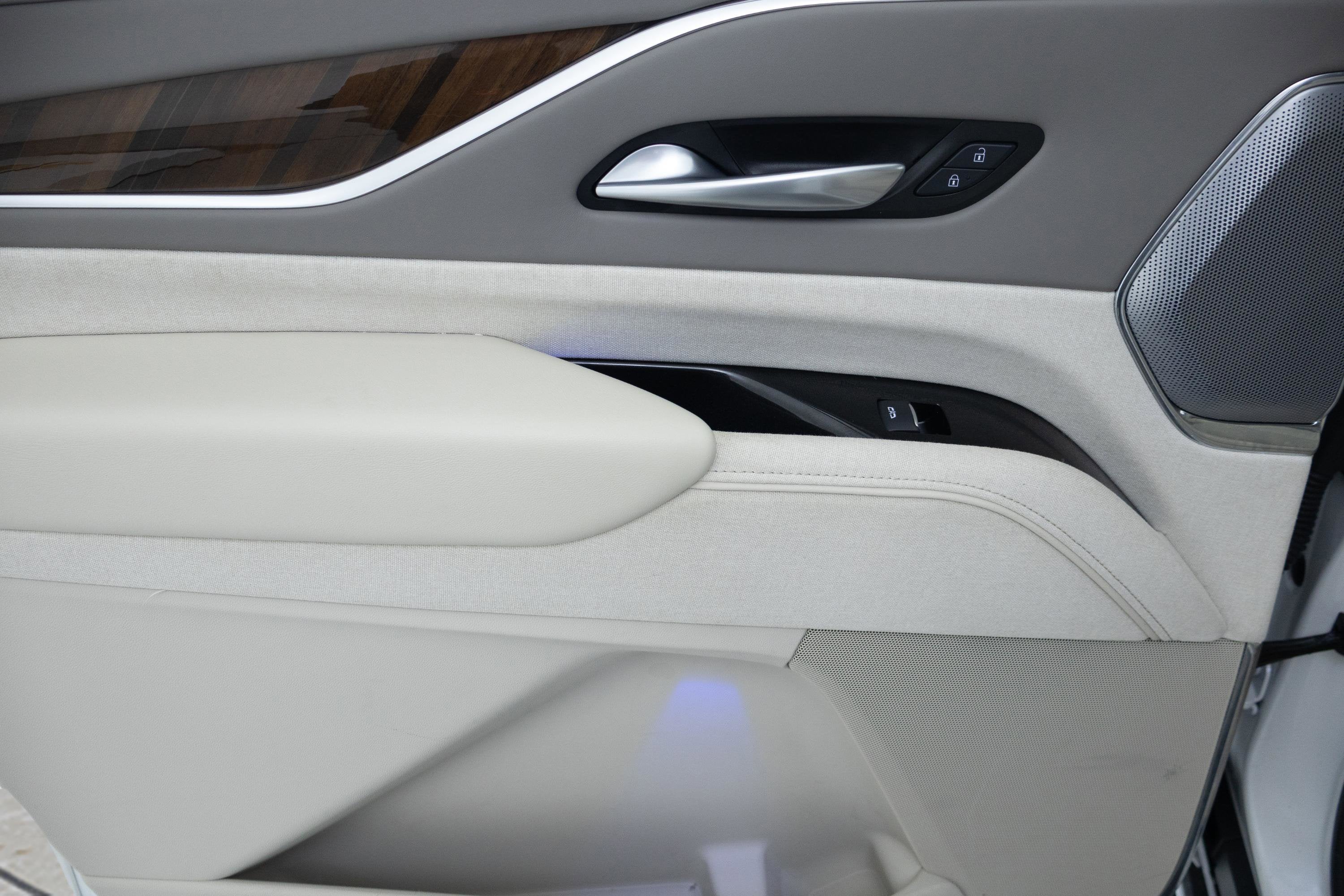 2024 Cadillac Escalade ESV 4WD Sport Platinum