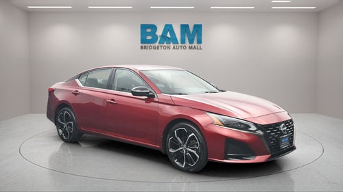 2023 Nissan Altima SR Intelligent AWD