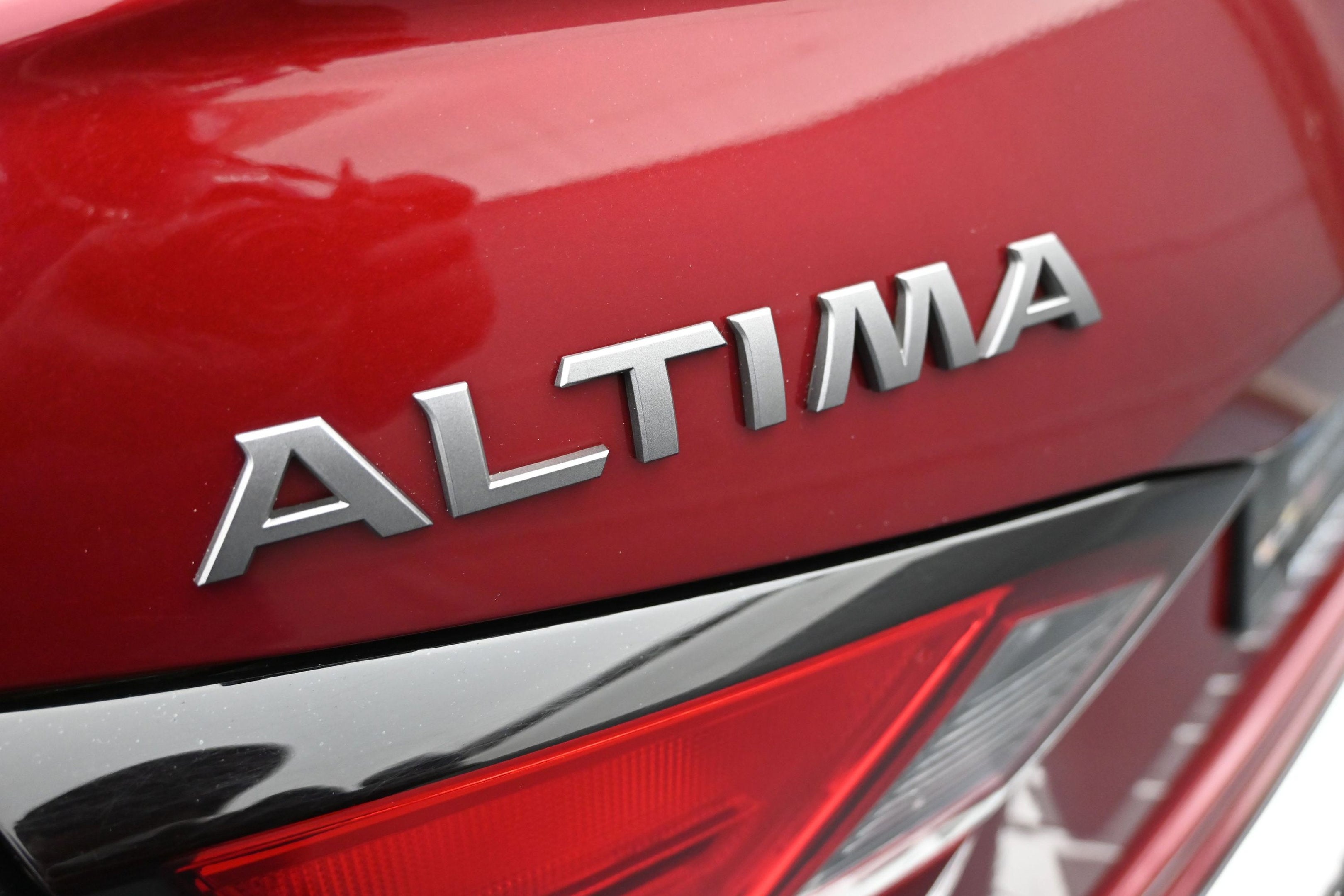 2023 Nissan Altima SR Intelligent AWD