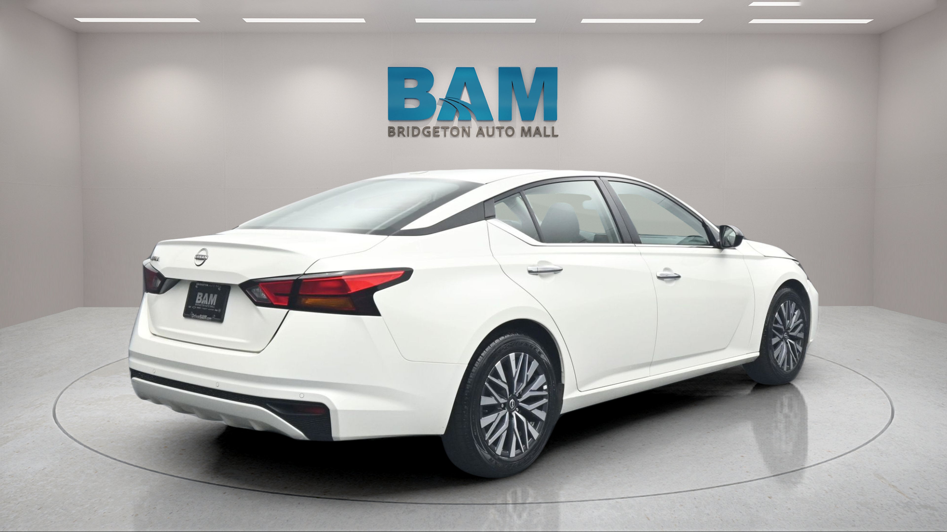 2025 Nissan Altima SV FWD