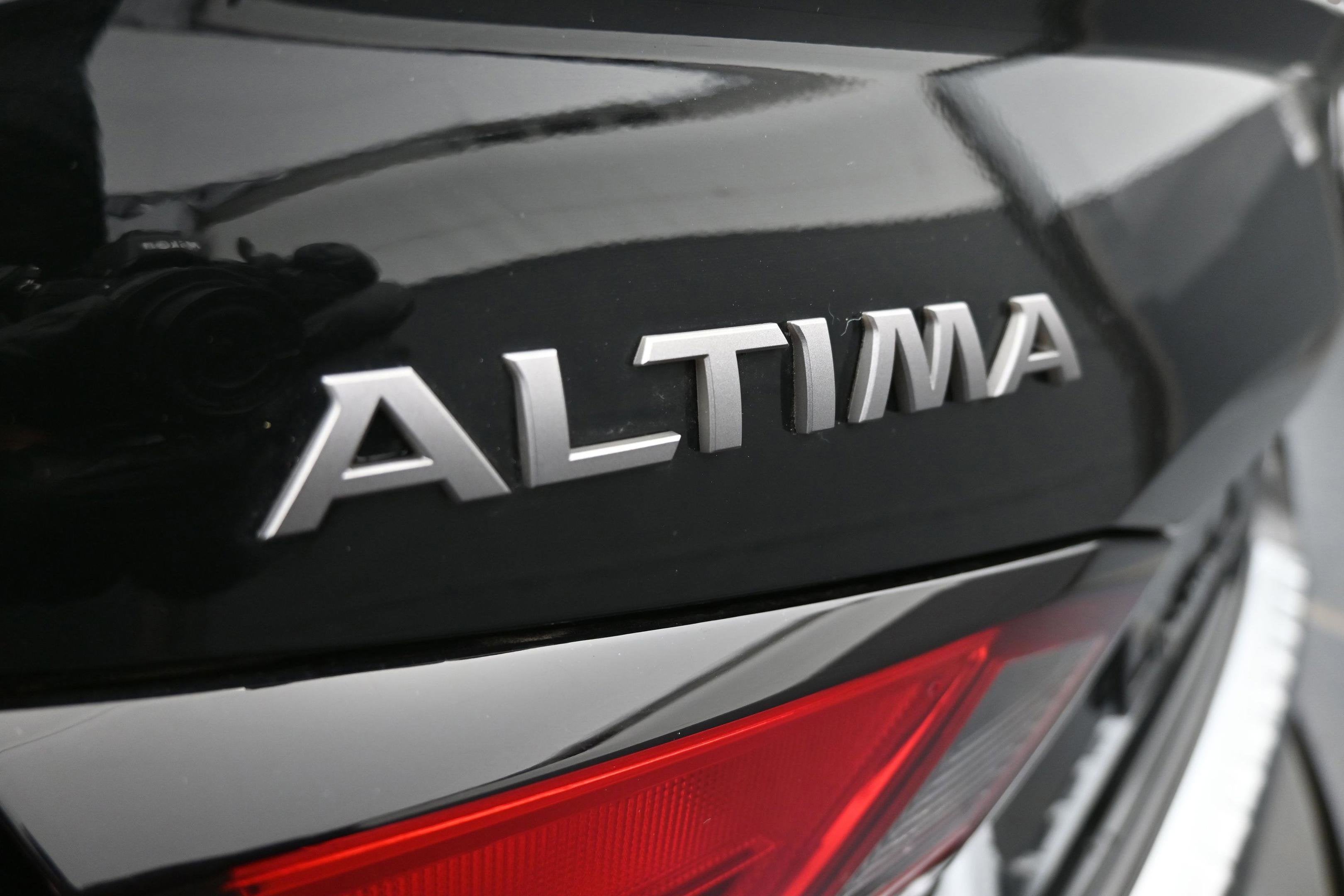 2023 Nissan Altima SV Intelligent AWD
